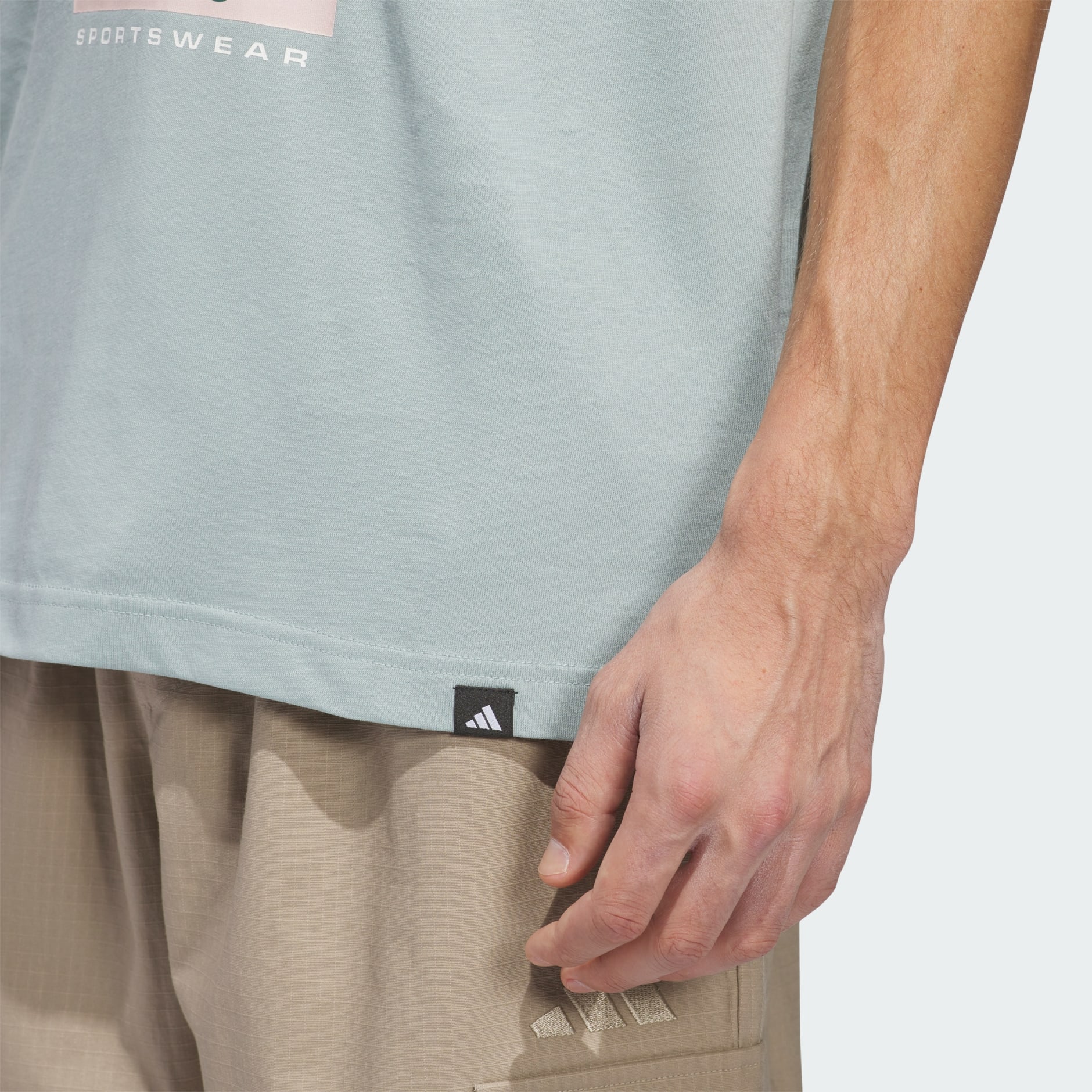 Summer Sailing Graphic T-shirt