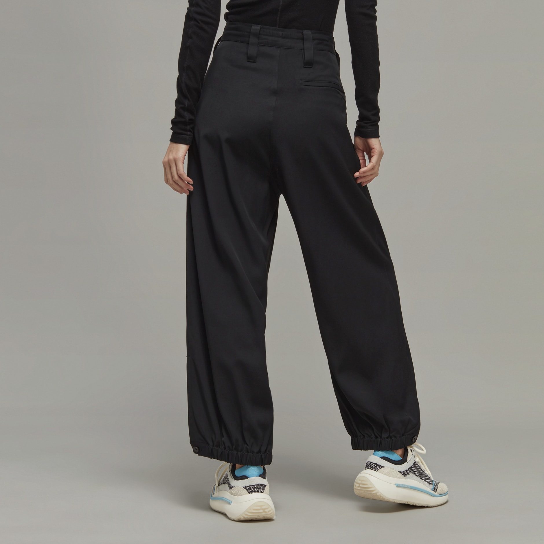 Y-3 Elegant Woven Cargo Pants