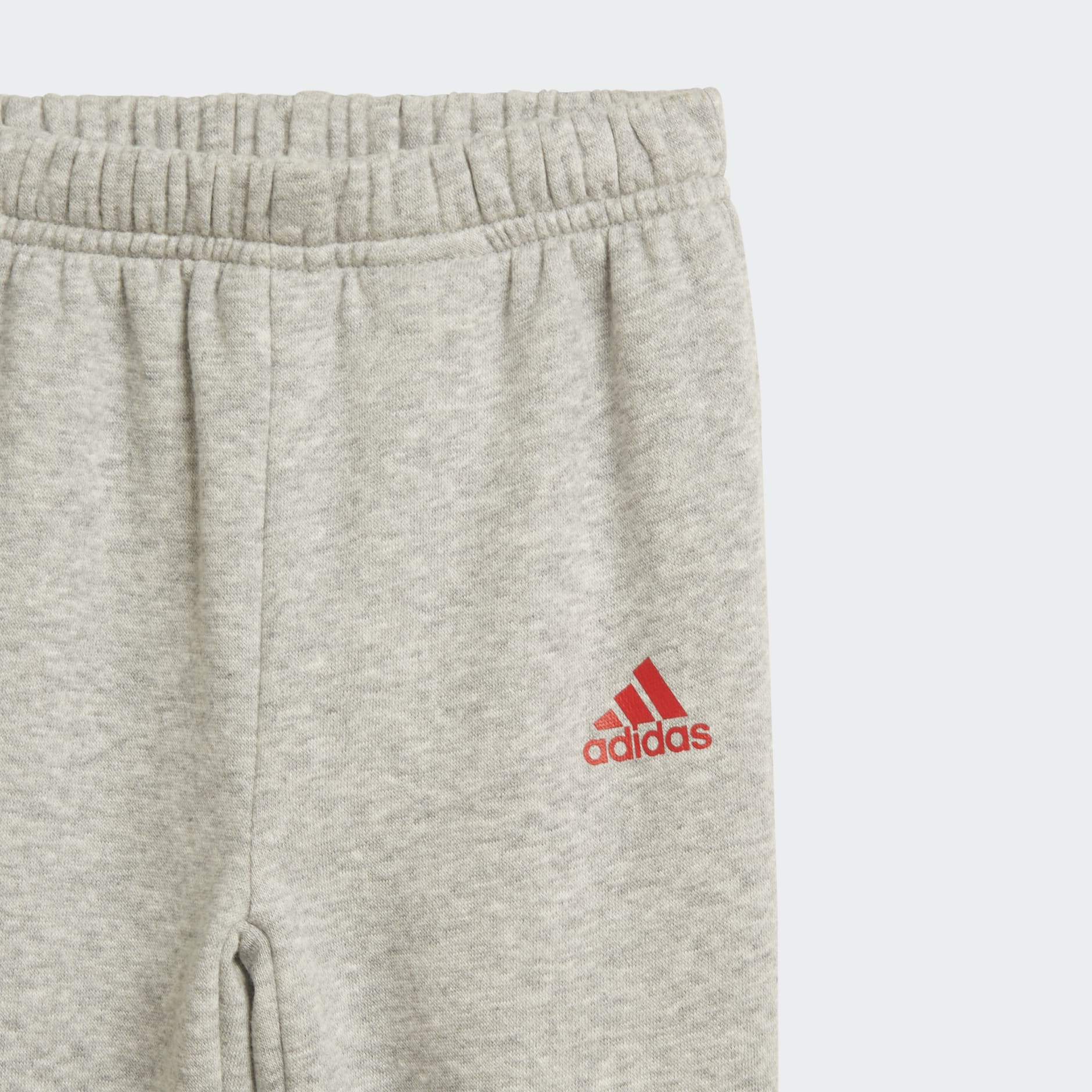 Badge of Sport Graphic Jogger