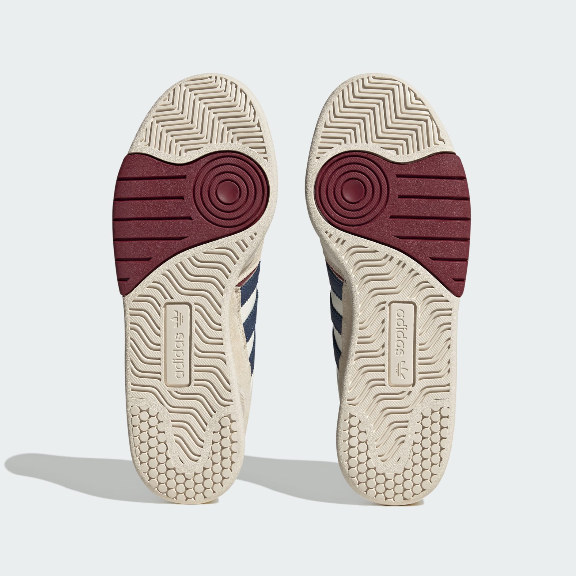 Courtic Shoes