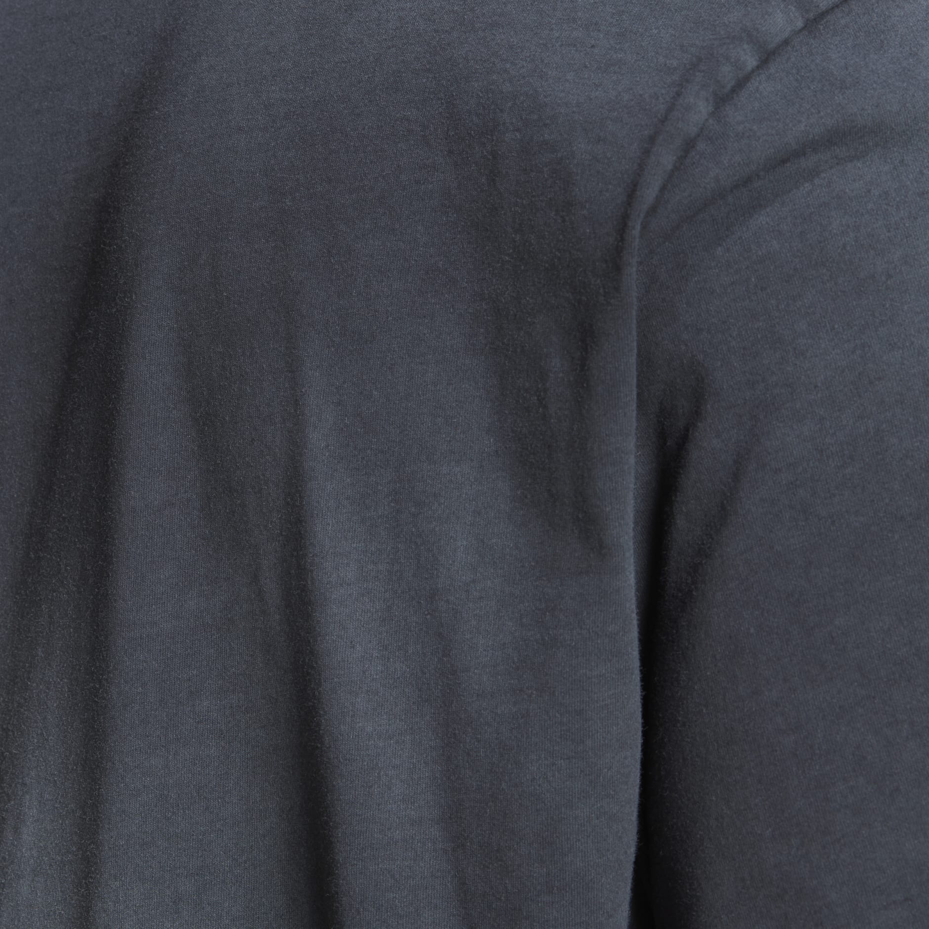 Camiseta Essentials+ Dye