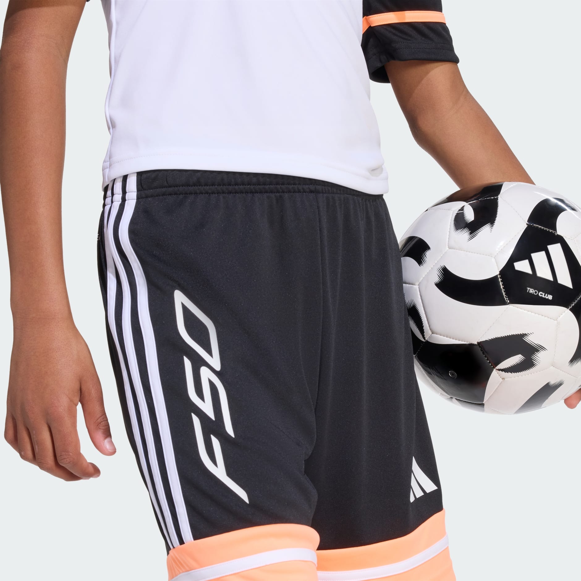 מכנסיים קצרים F50 לילדים