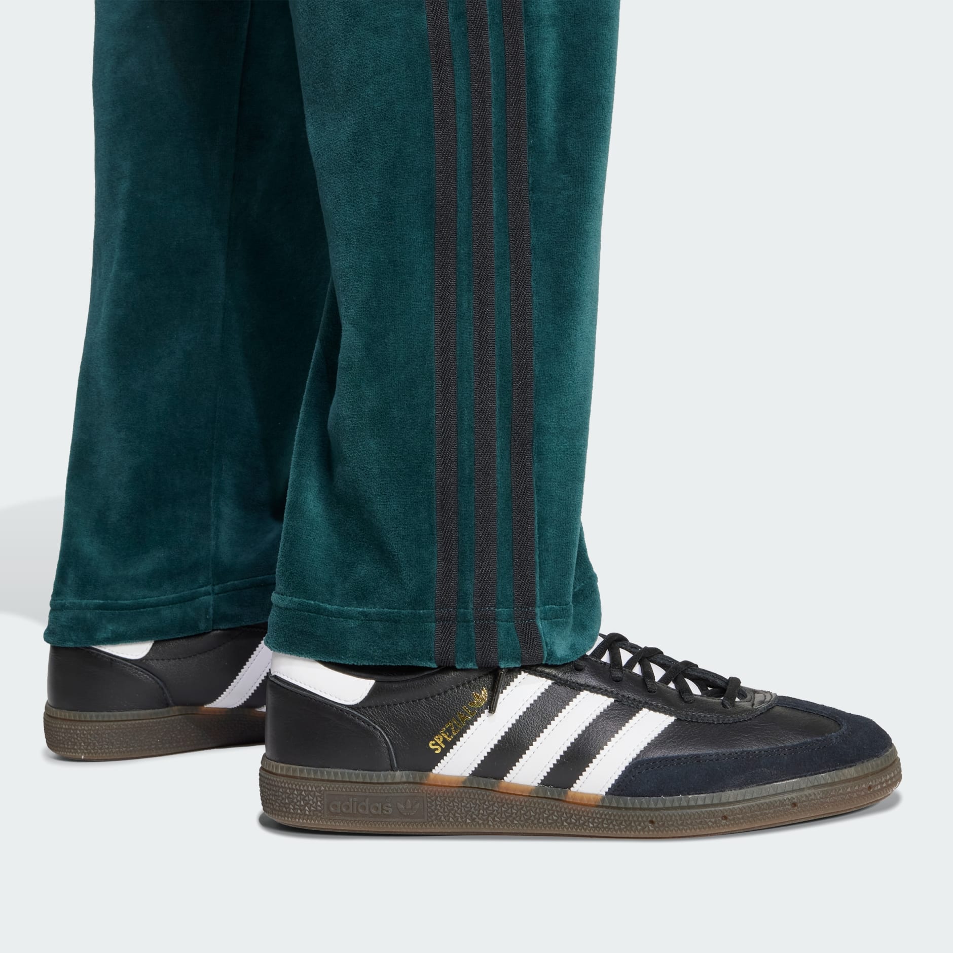 SST Adicolor Velour Track Pants