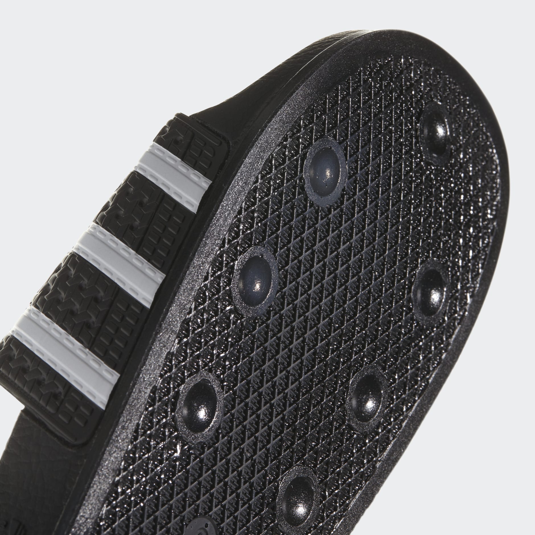 Original best sale adilette slides