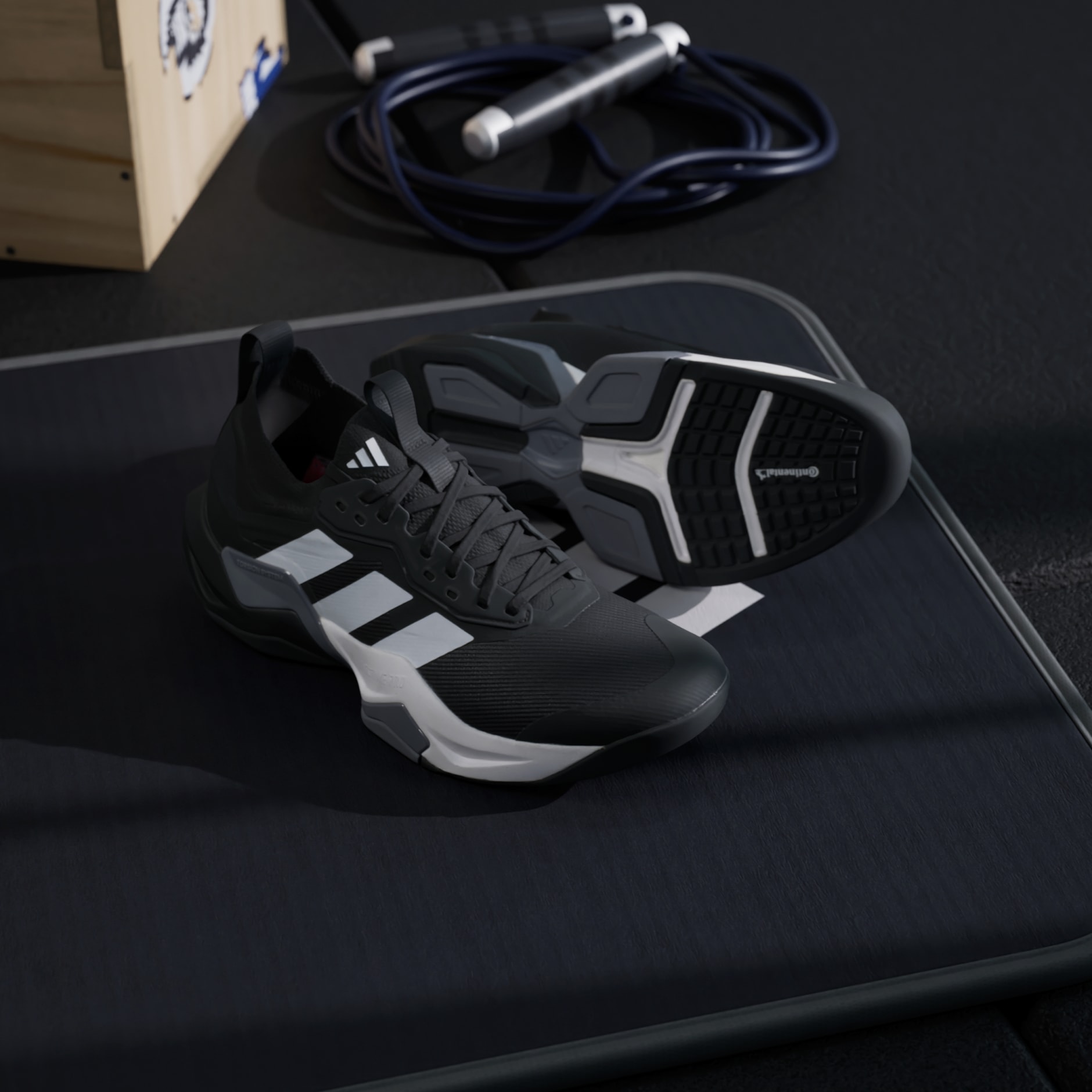 日本未発売】adidas RAPIDMOVE ADV2 赤 lesmills