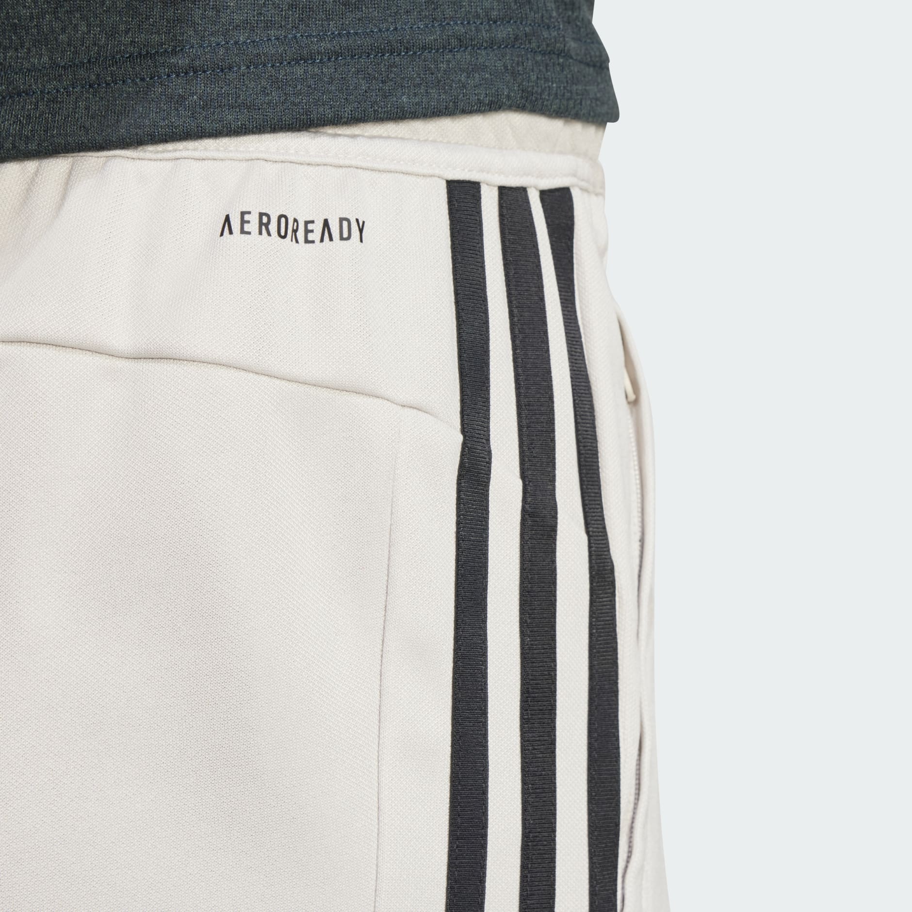 Train Essentials 3-Stripes Training Pants