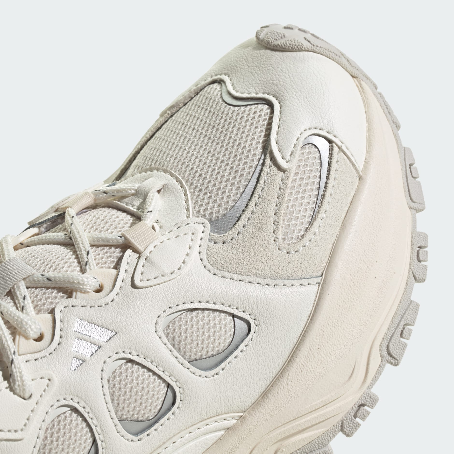 Shadow Valley 運動鞋- 白色| adidas香港官方網上商店 Shadow Valley 運動鞋- 白色| adidas香港官方網上商店