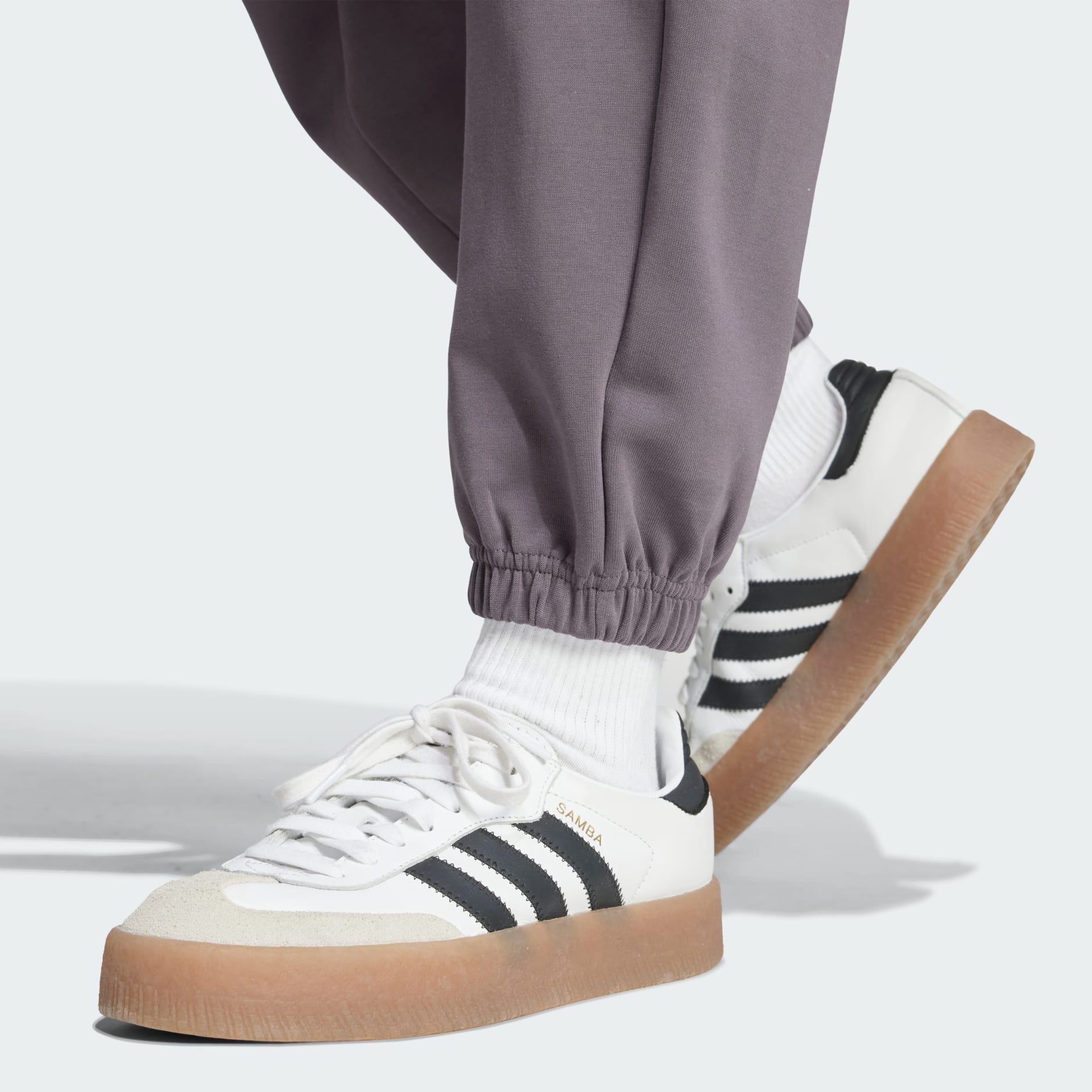 Future Icons Small Logo Pants