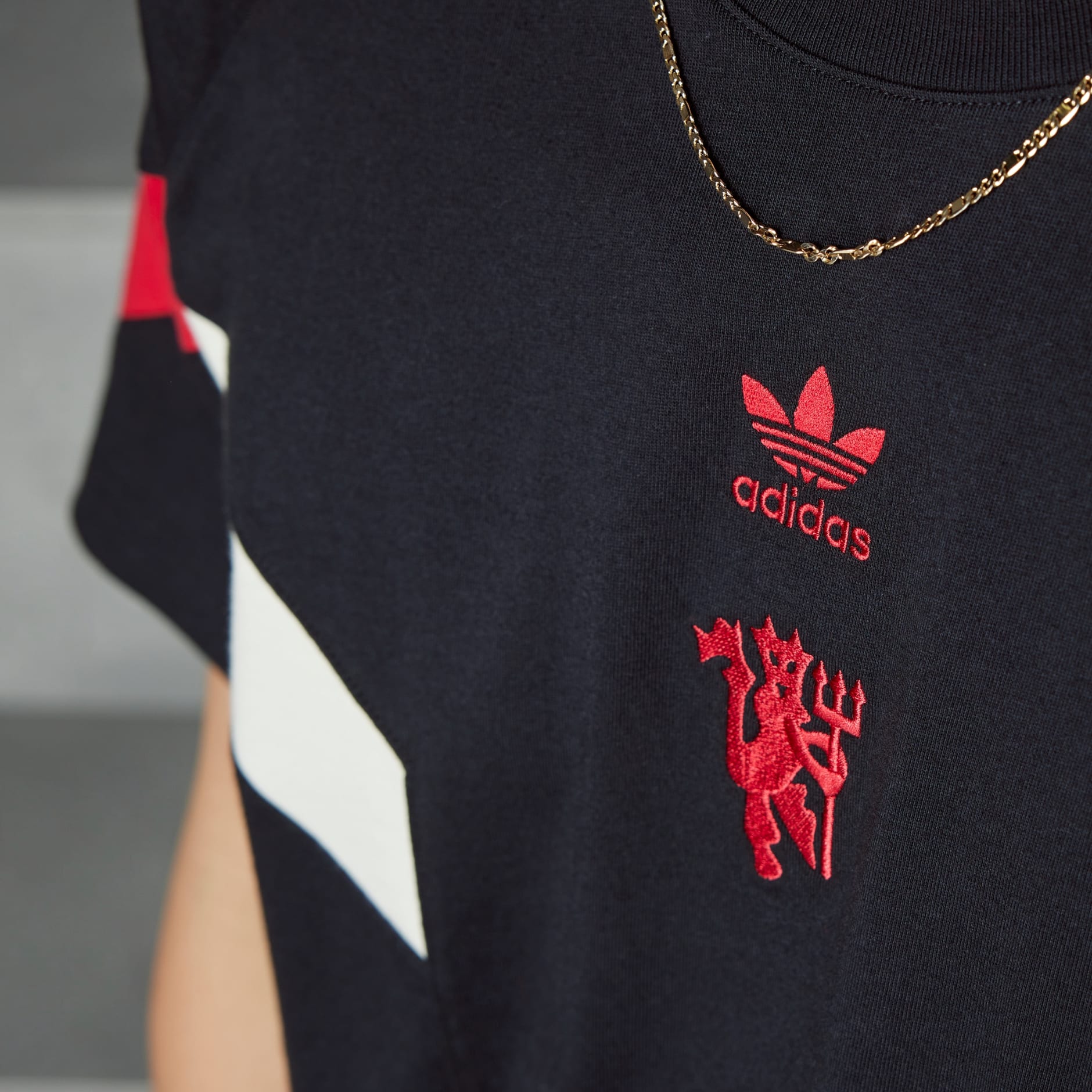 adidas Manchester United Originals Tee Black adidas LK