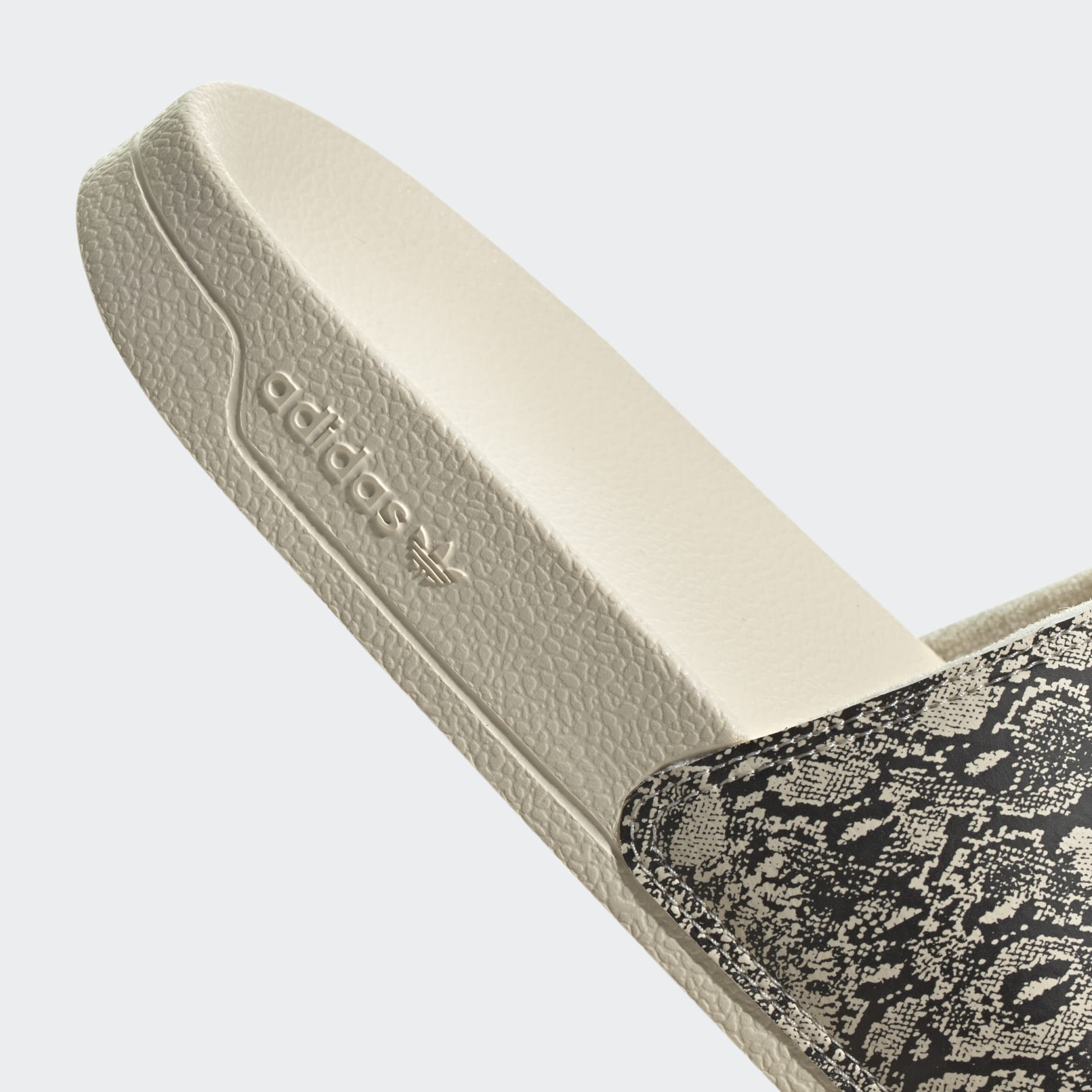 Adilette Lite Slides