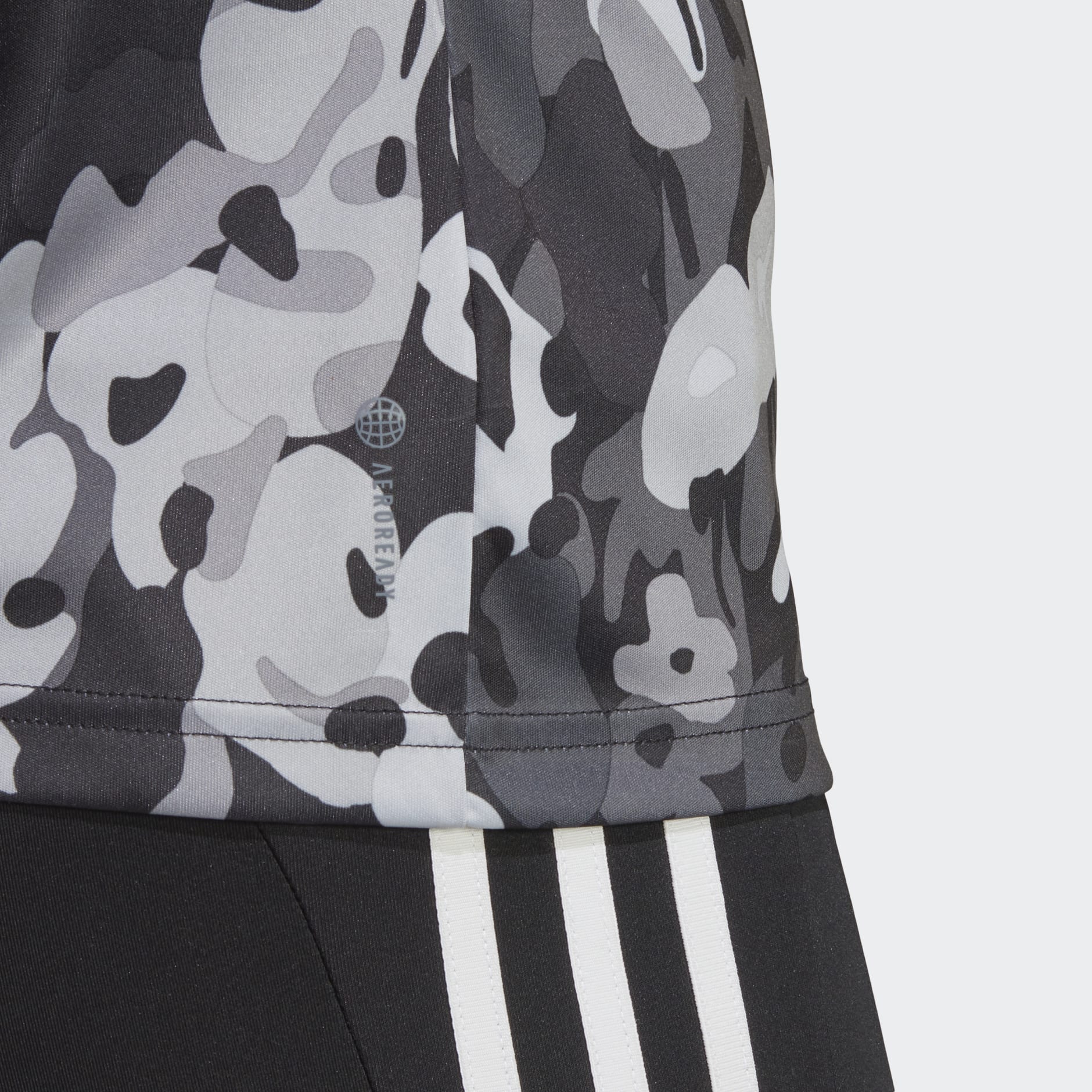 AEROREADY Train Essentials Minimal Branding V-Neck Floral Print Tee