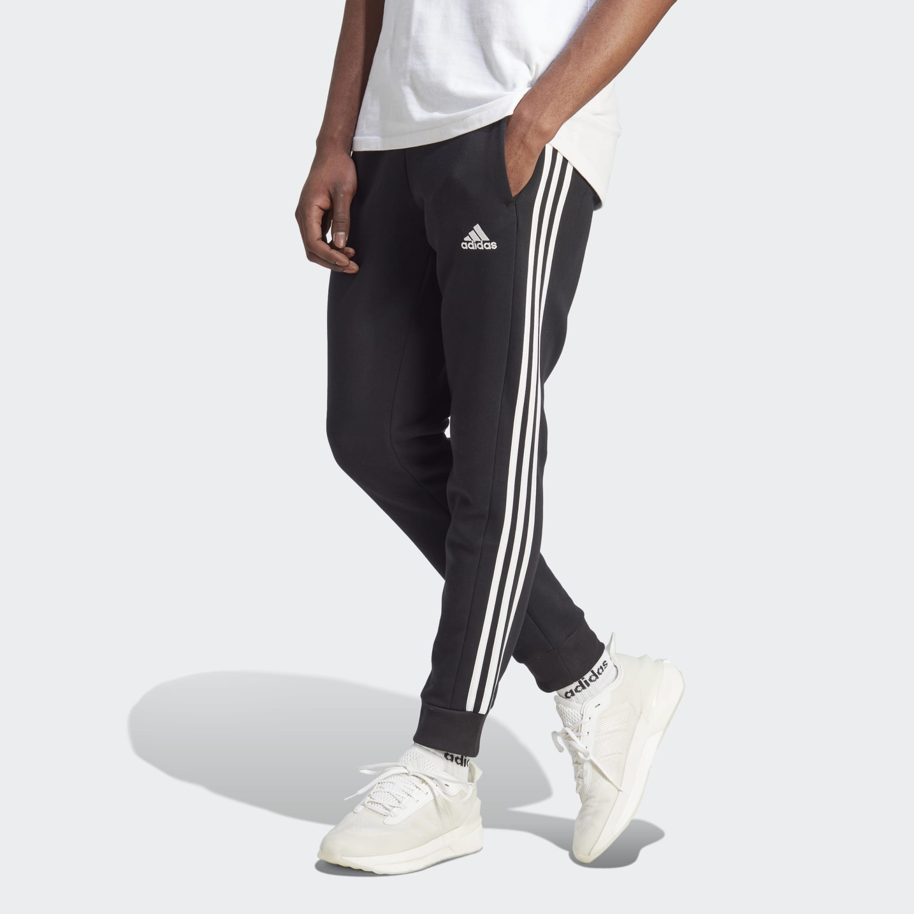 adidas Essentials Fleece 3-Stripes Tapered Cuff Pants - Black