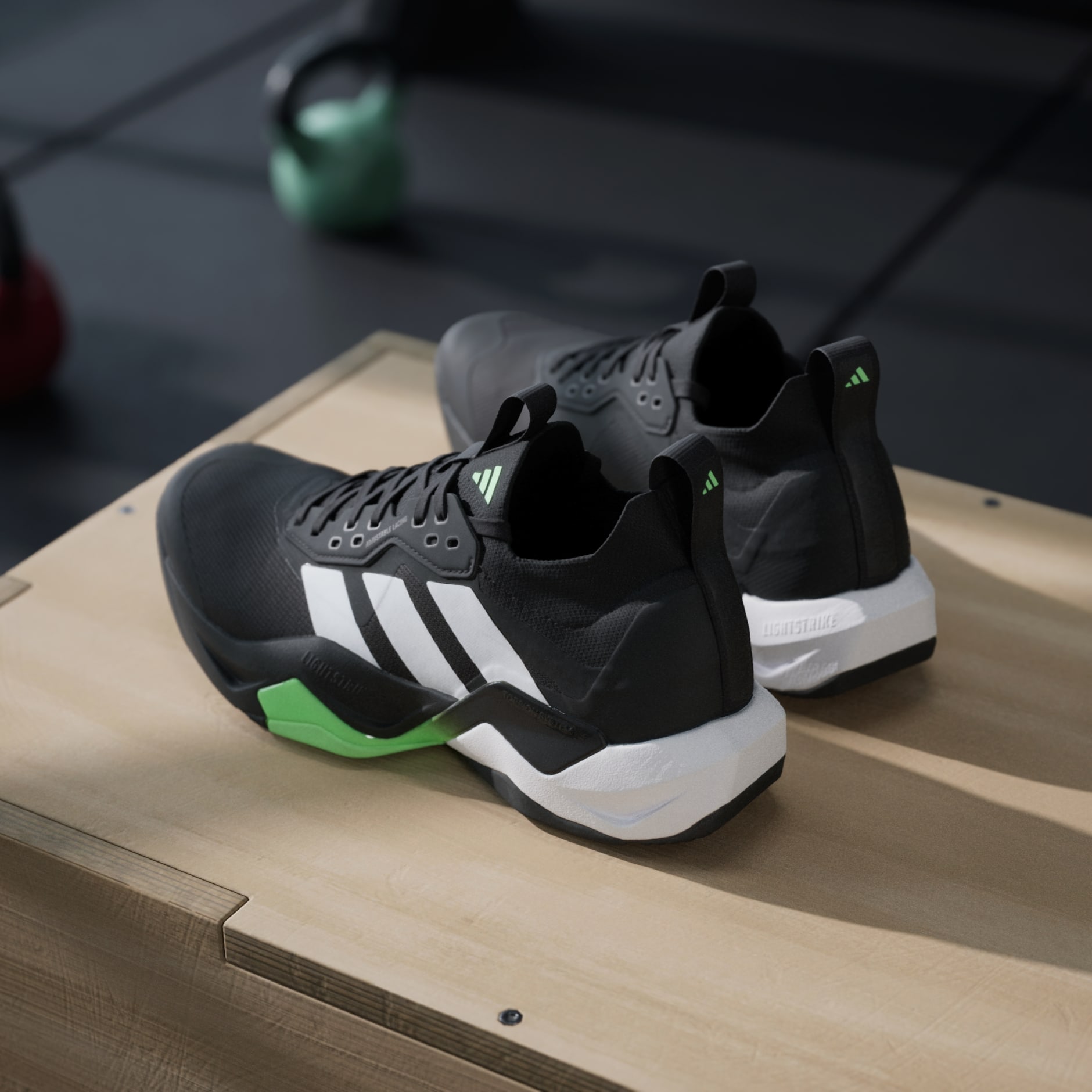 【Adidas コリア】 Rapidmove ADV 2 HIIT Adidas コリア】 Rapidmove ADV 2 HIIT (adidas/スニーカー