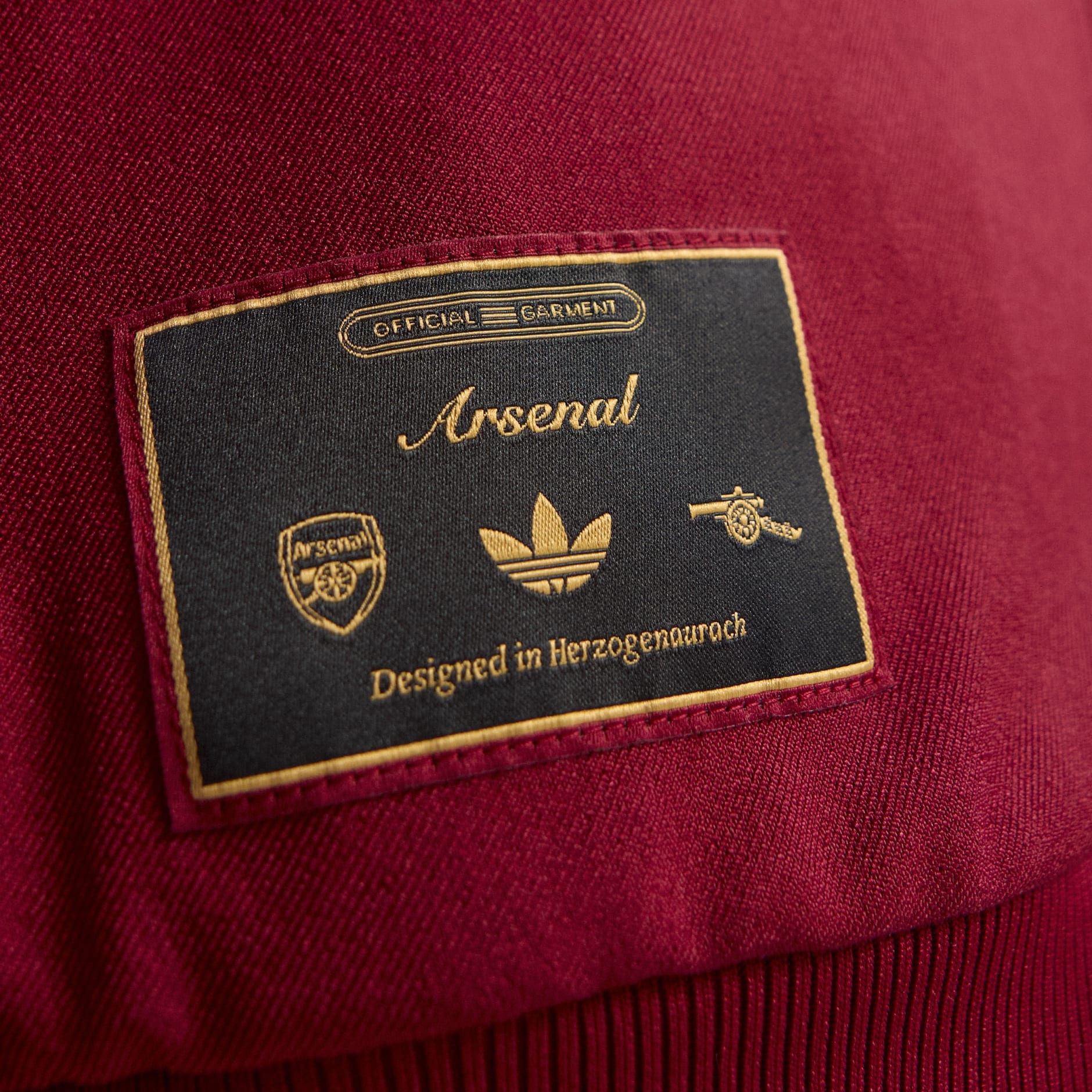 Arsenal Terrace Icons Track Top
