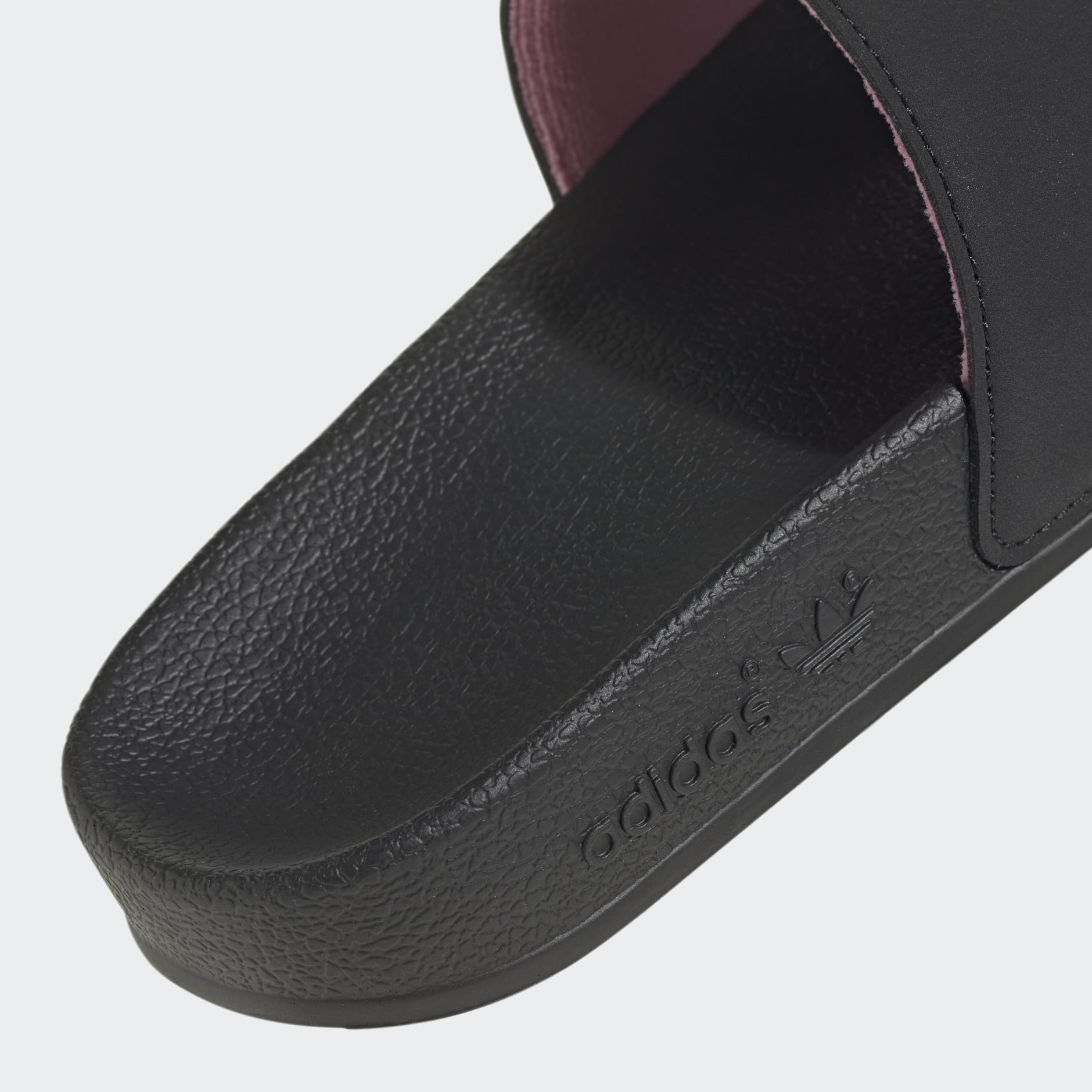 Adilette x André Saraiva Slides