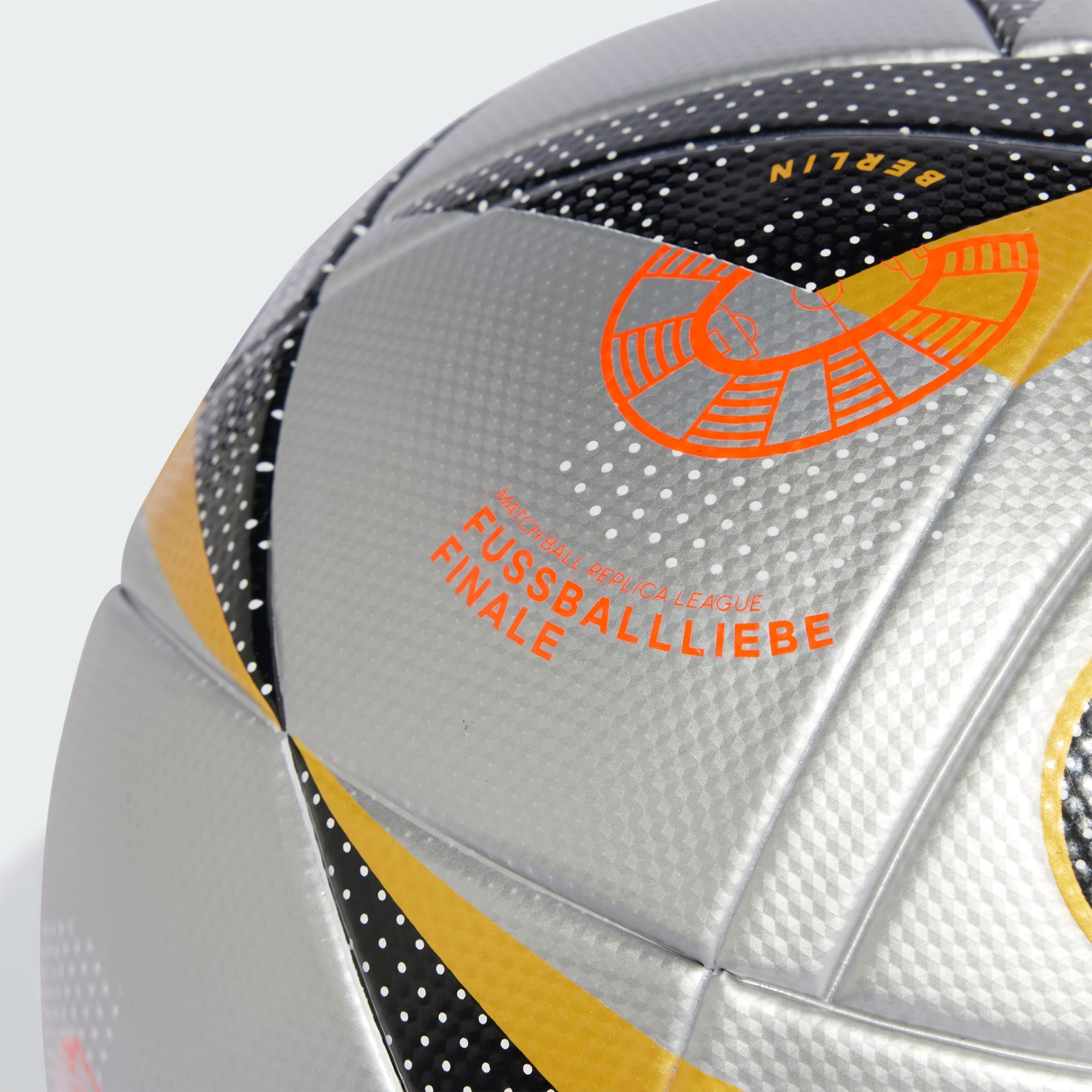 Adidas Fussballliebe Finale League Ball - Silver | Adidas LK