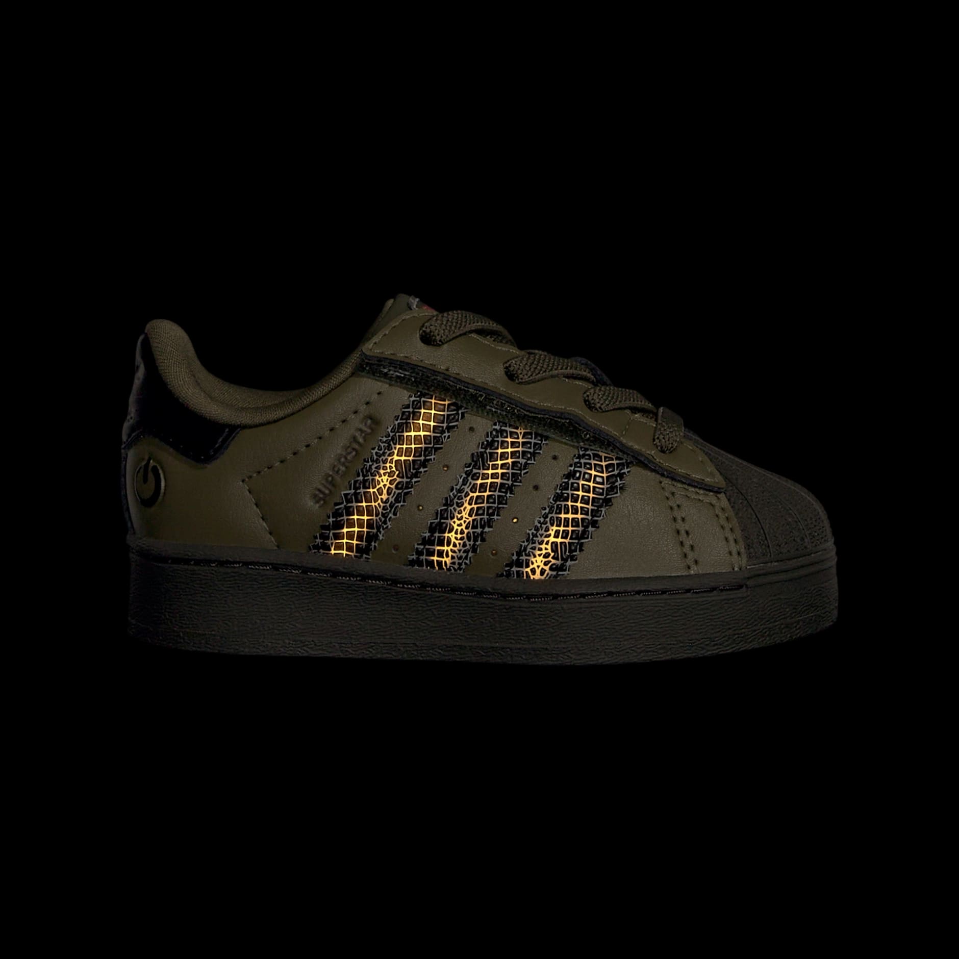 TENIS ADIDAS ORIGINALS SUPERSTAR CON LUCES LED CIERRE C&Oacute;MODO Y CORDONES EL&Aacute;STICOS