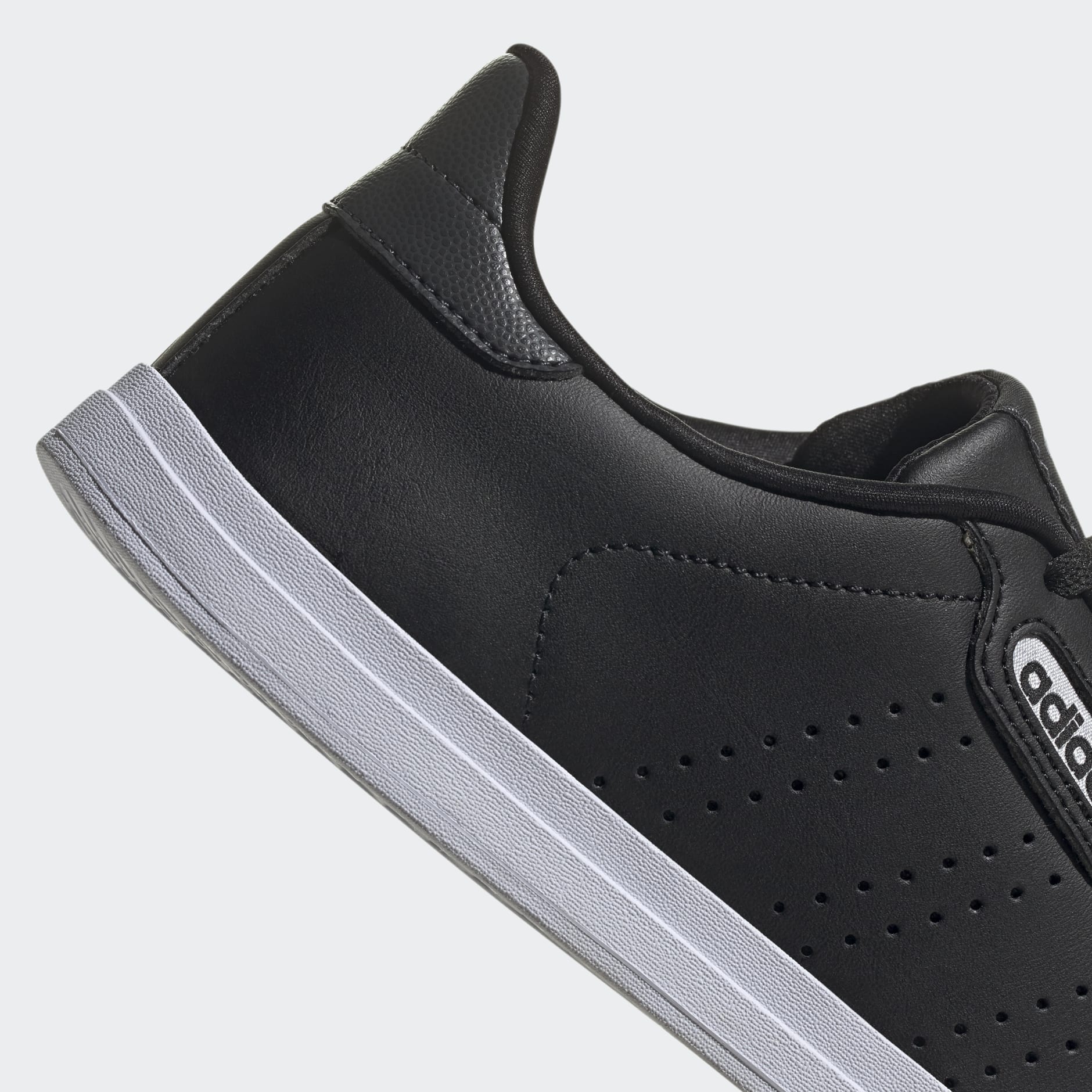 Courtpoint Base Shoes