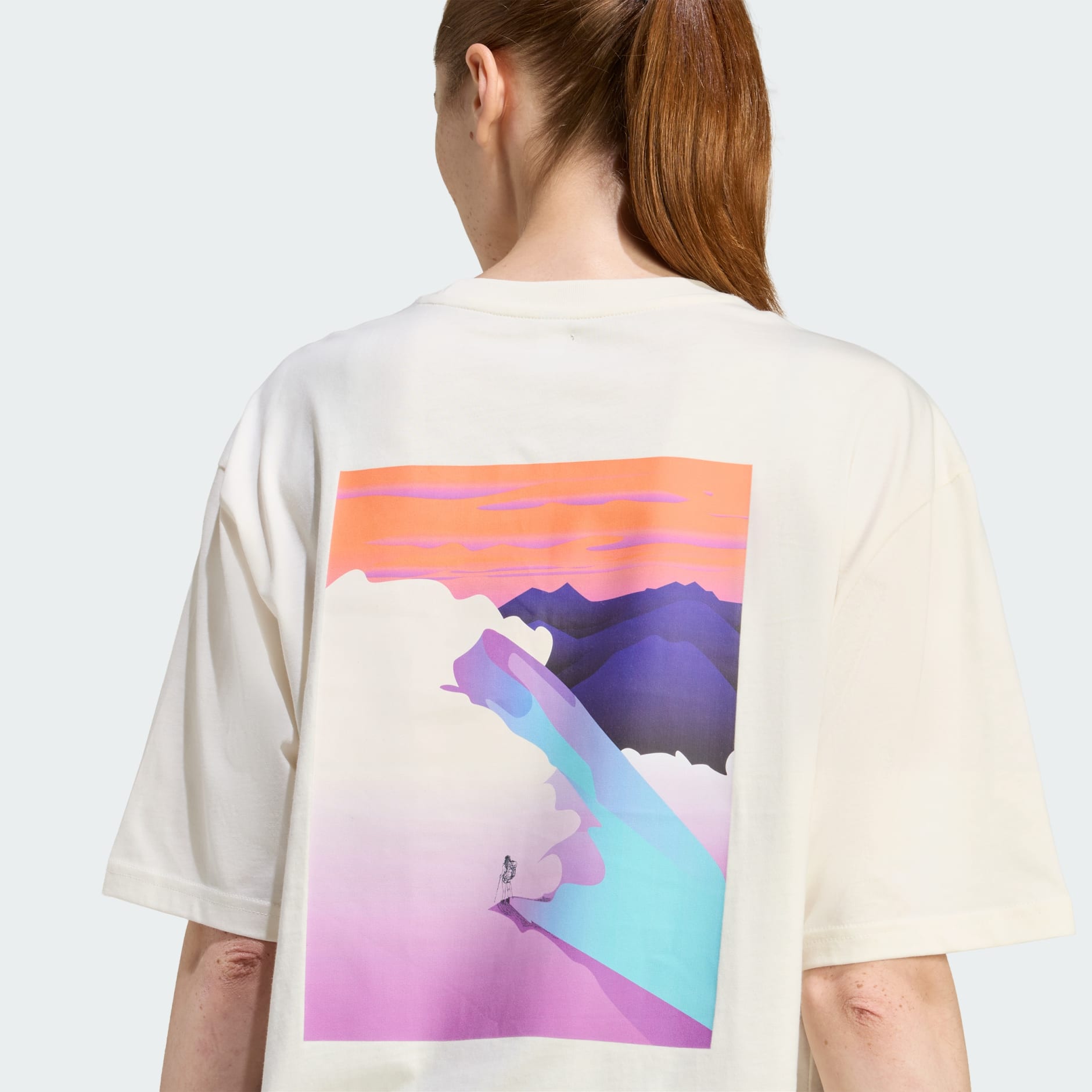 OUTDOOR ADVENTURE GRAPHIC T-SHIRT