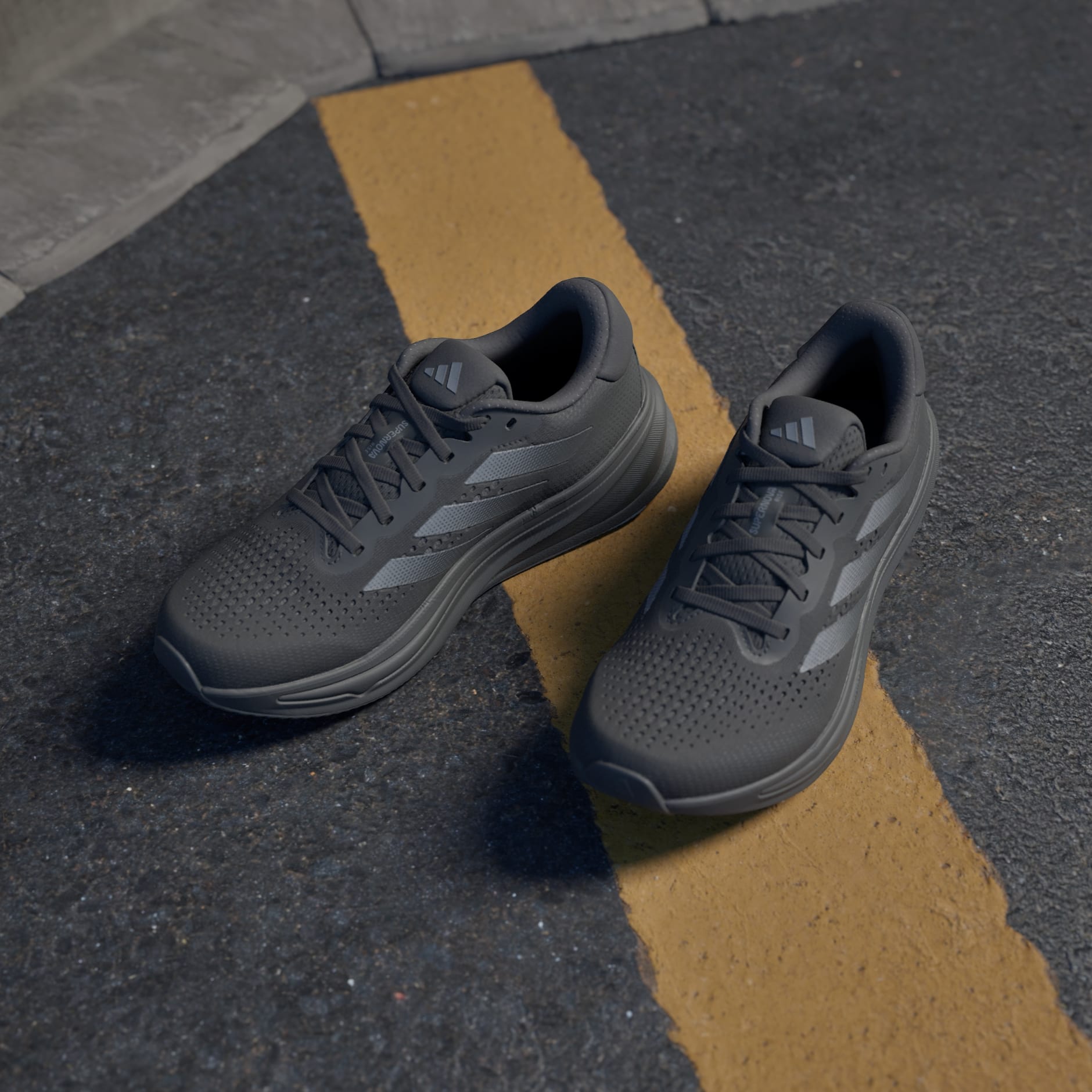 スパイク・シューズ adidas SUPERNOVA RISE 27.0 adidas Women's Supernova Rise | Marathon Sports