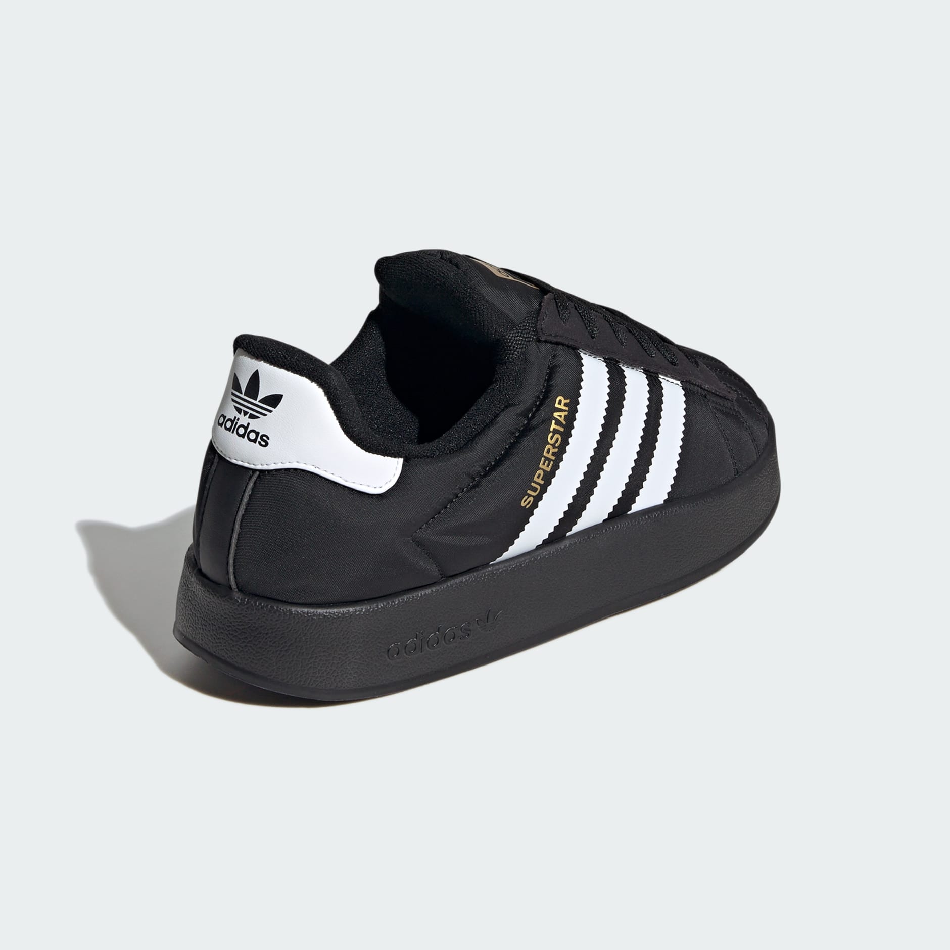 SUPERSTAR HOME W