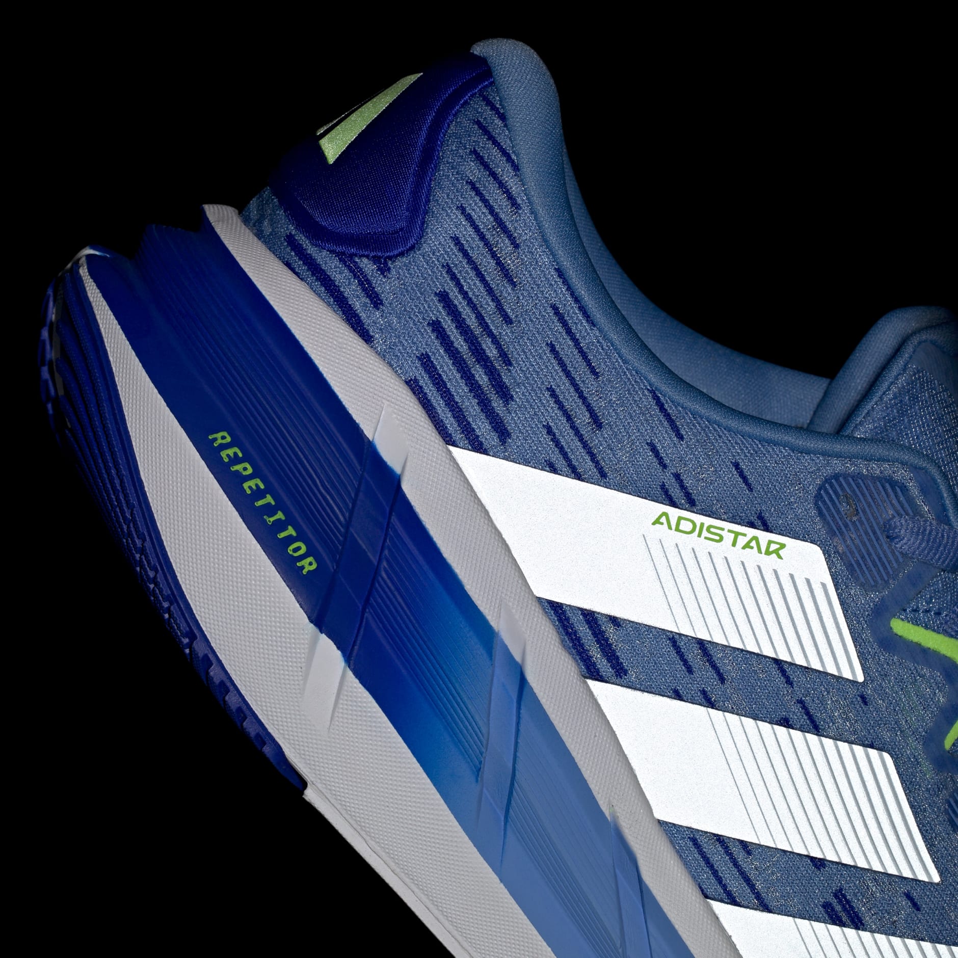 Chaussure de running Adistar 4