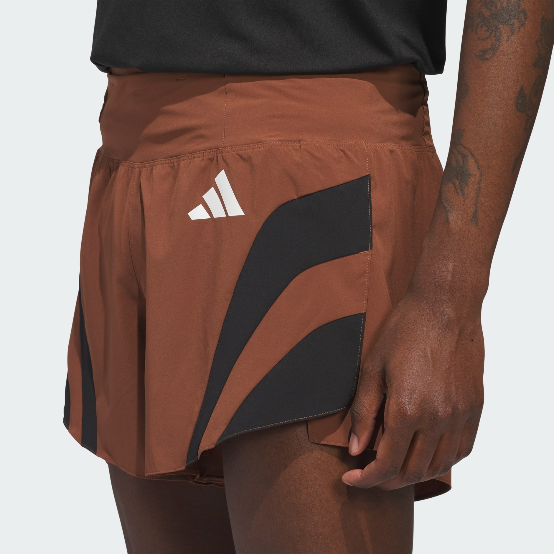 Humanrace Adizero Archive 凝膠跑步短褲