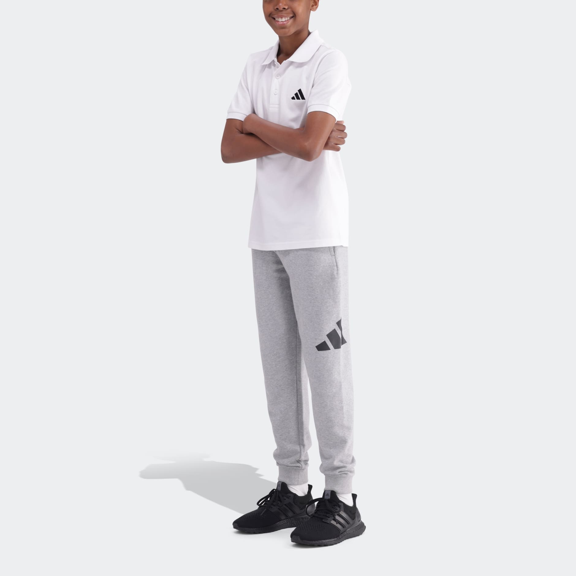 Unisex Essentials Small Logo Piqu&eacute; Polo Shirt