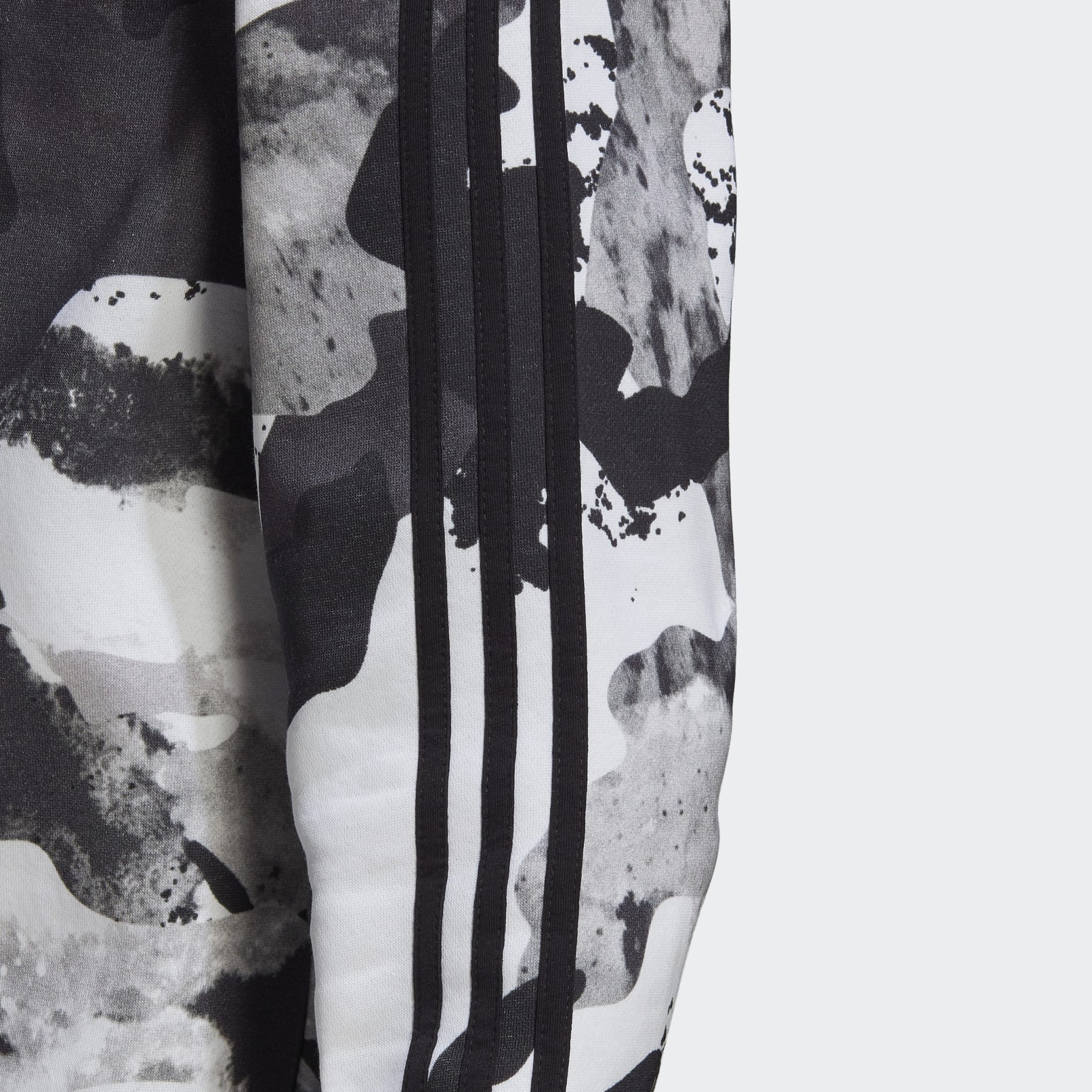Buzo con Capucha Camo Series Estampado Integral