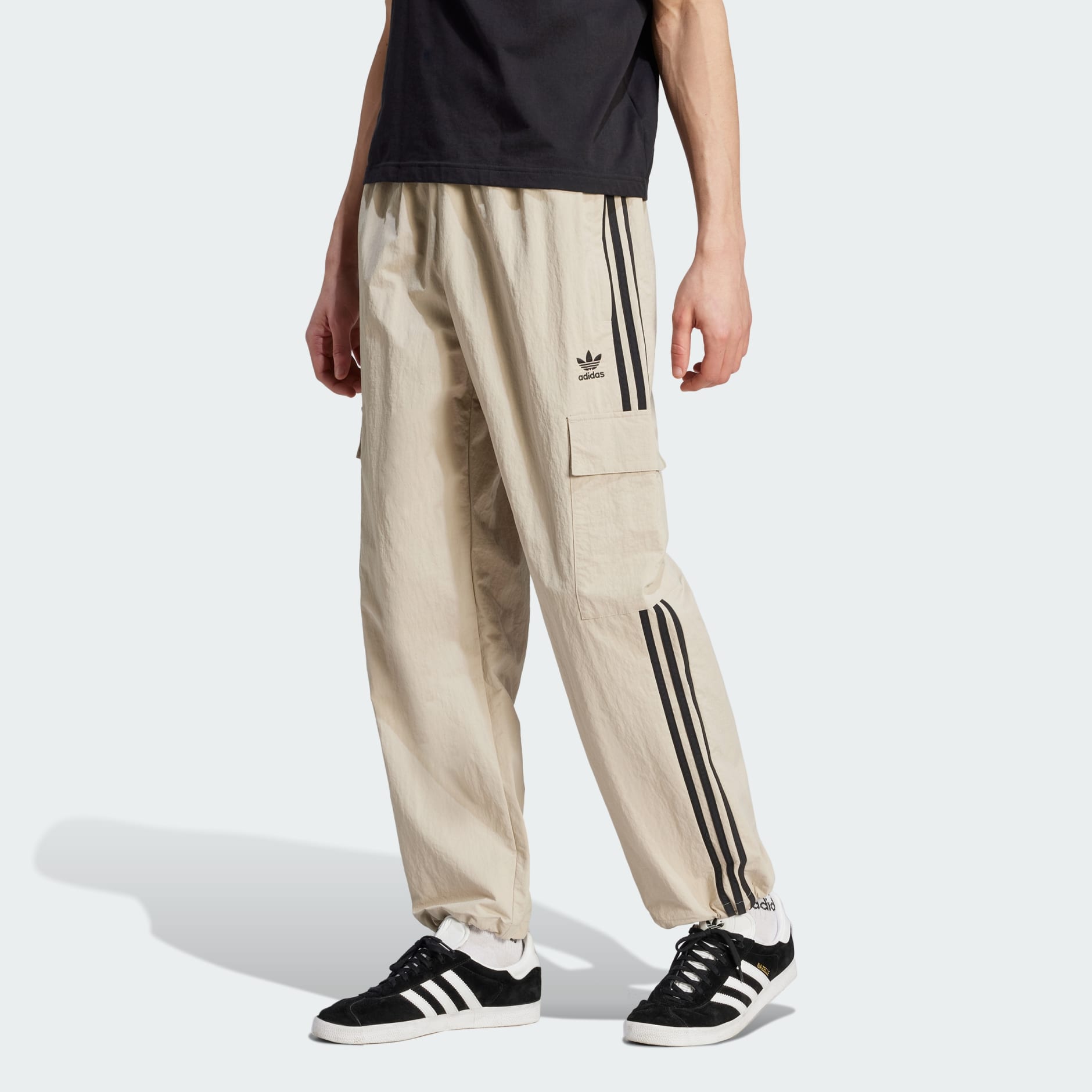 Adidas originals men's skateboarding classic store wind pants