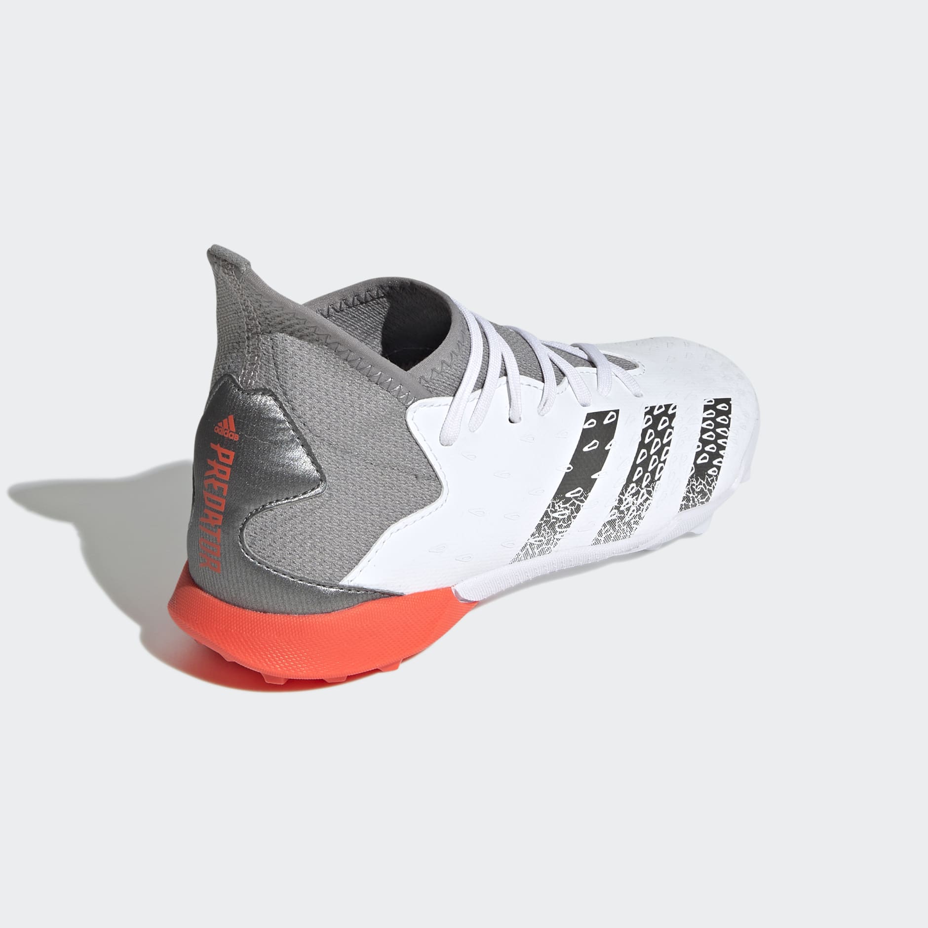 Predator Freak.3 Turf Boots