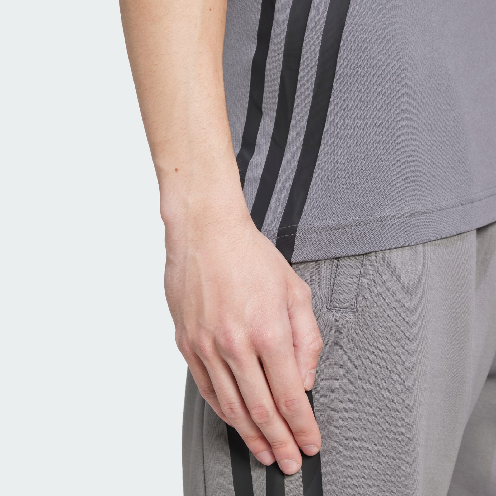 Future Icons 3-Stripes Tee