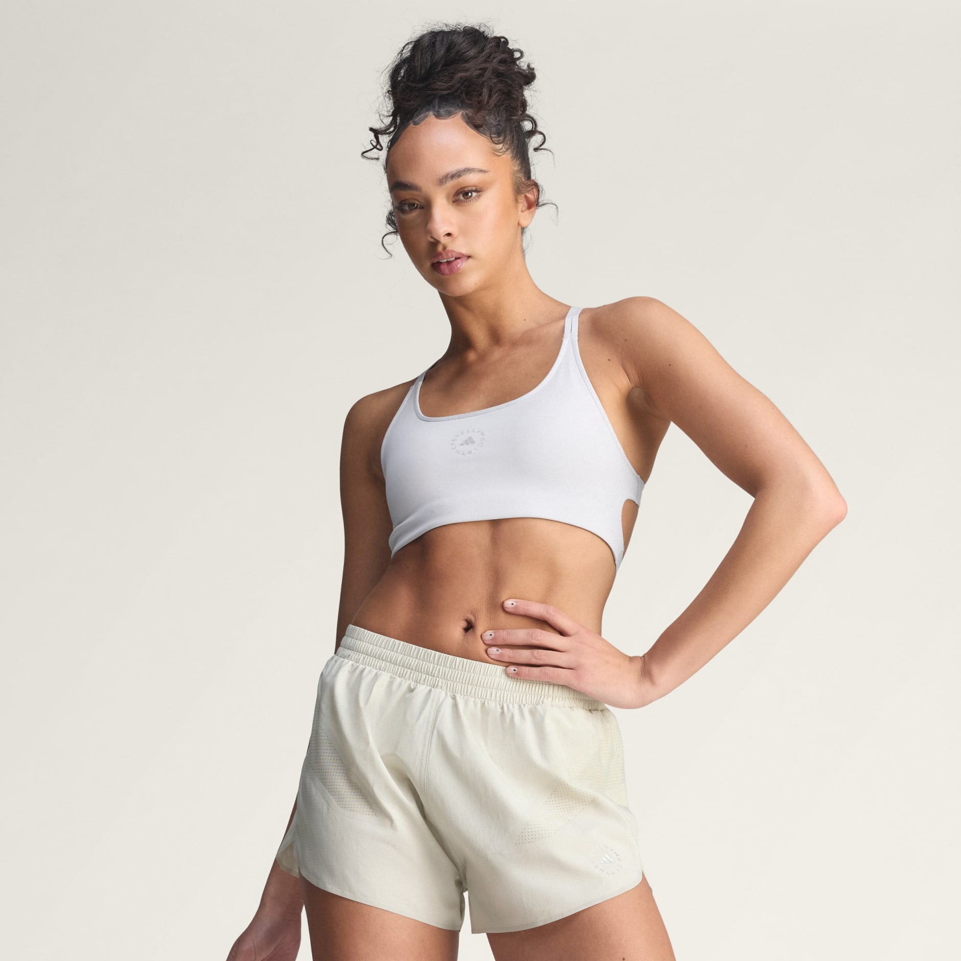 Pantaloni scurți de alergare adidas by Stella McCartney