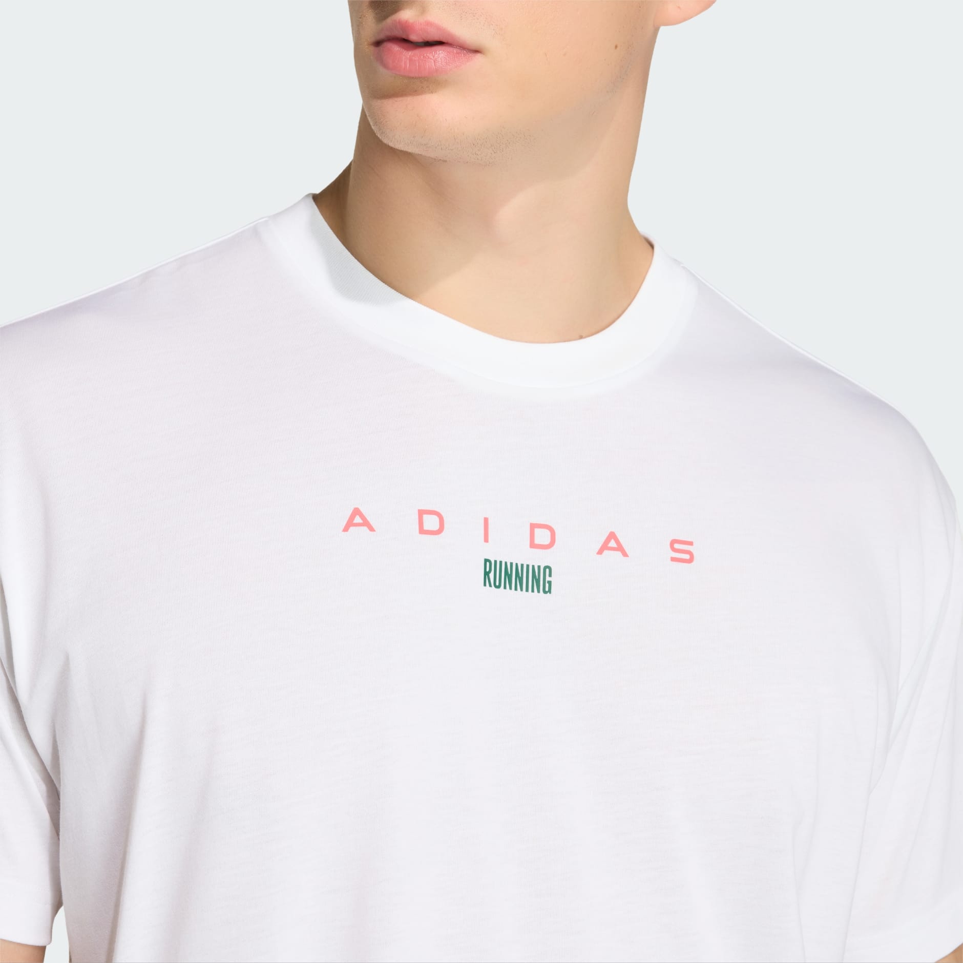 RUNNING DUBAI GRAPHIC T-SHIRT