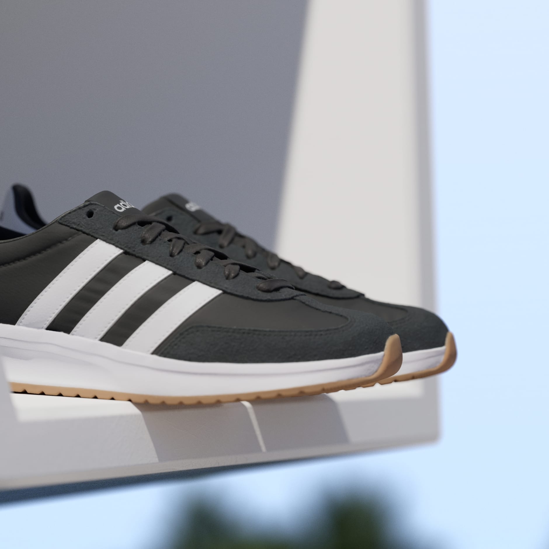 RUN 70s 2.0 Shoes