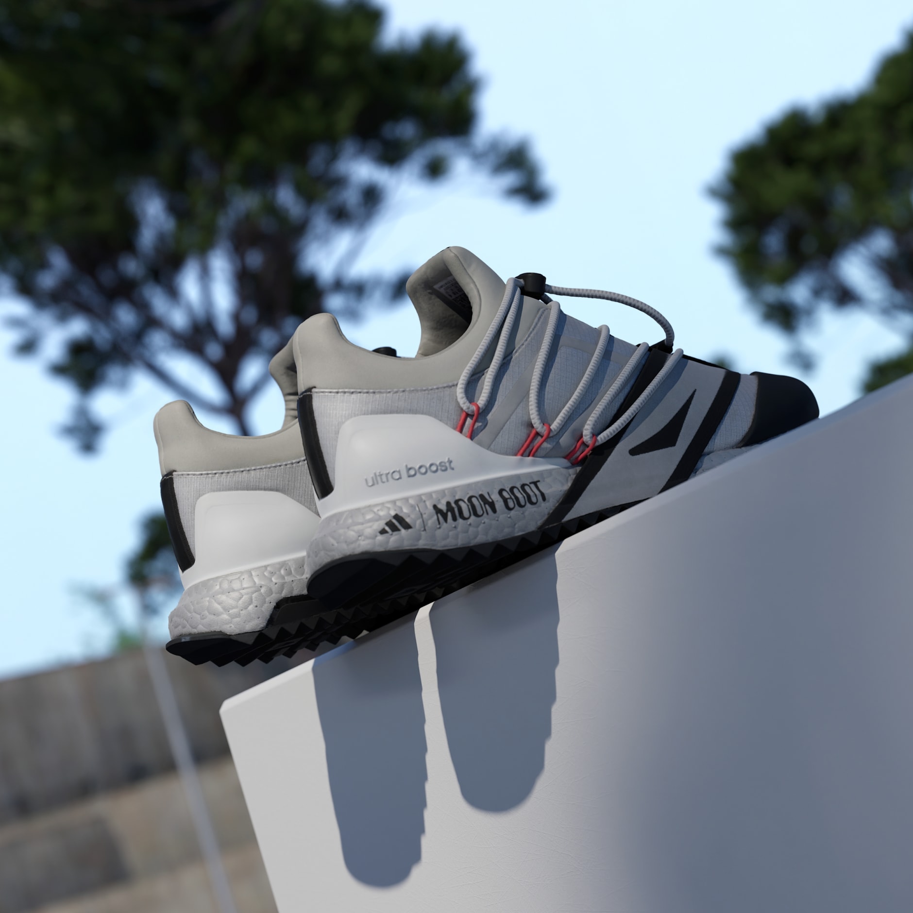 ADIDAS X MOON BOOT ULTRABOOST 1.0