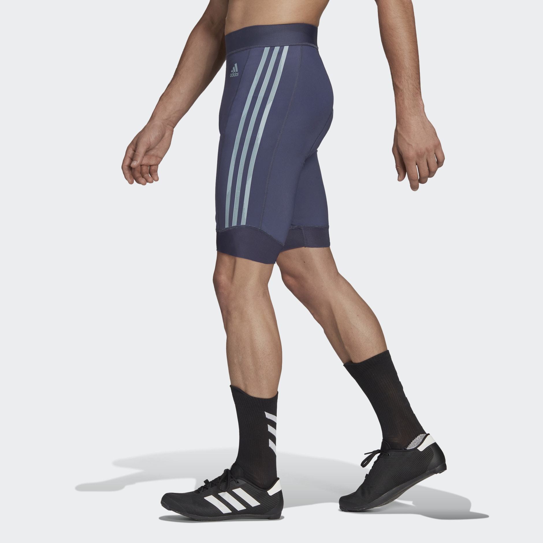 THE CYCLING SHORT