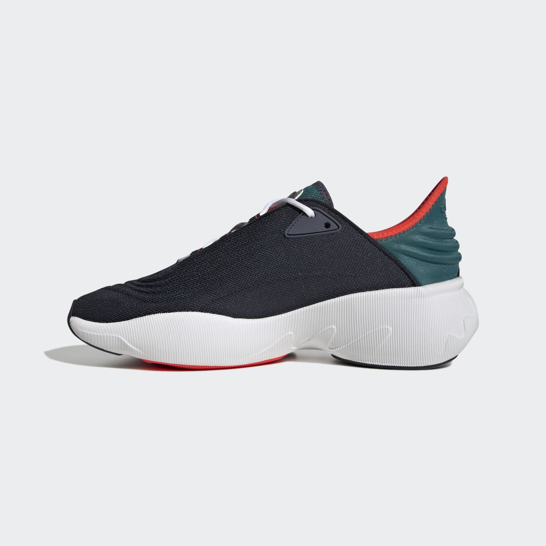 Tenis adidas SLTN