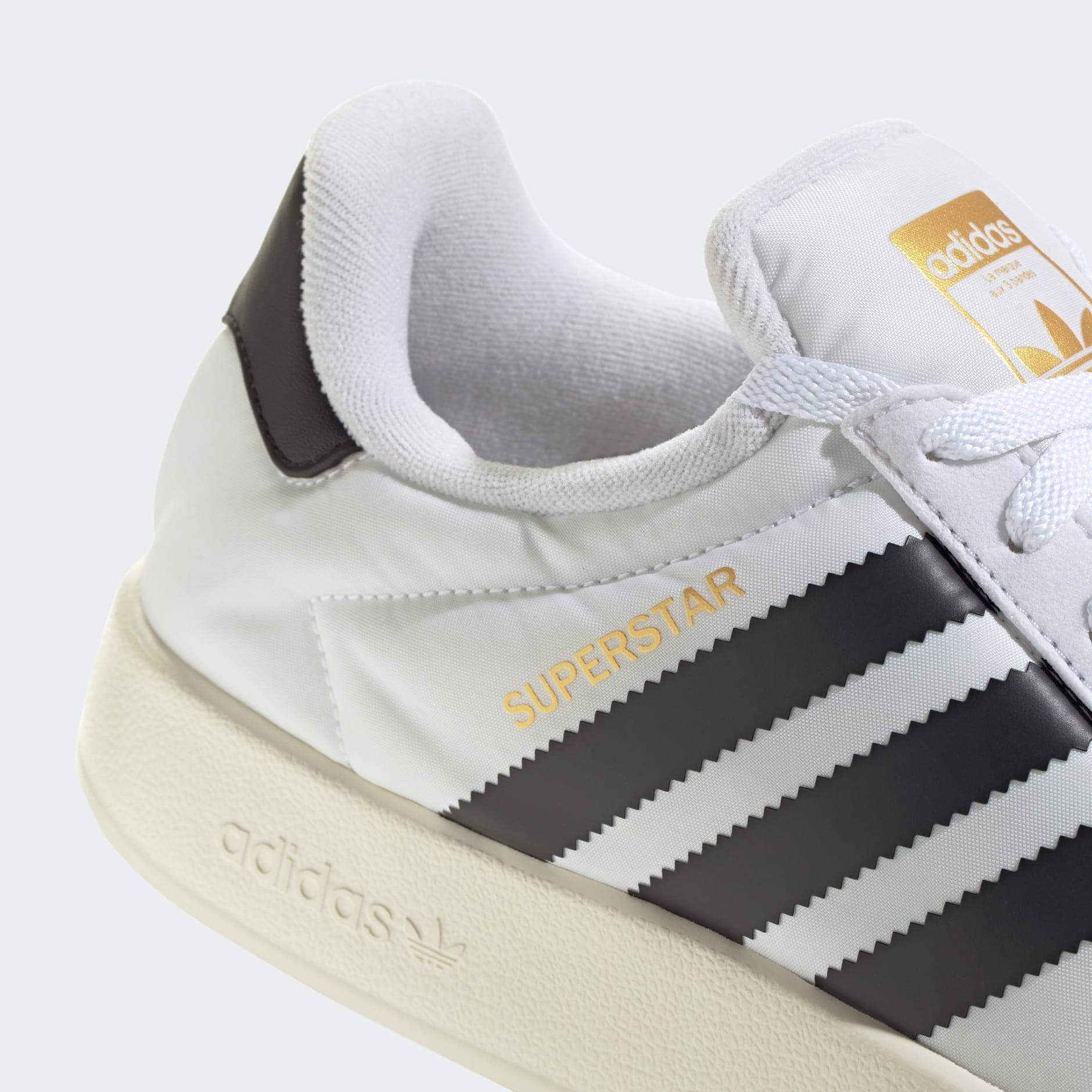 SUPERSTAR HOME W