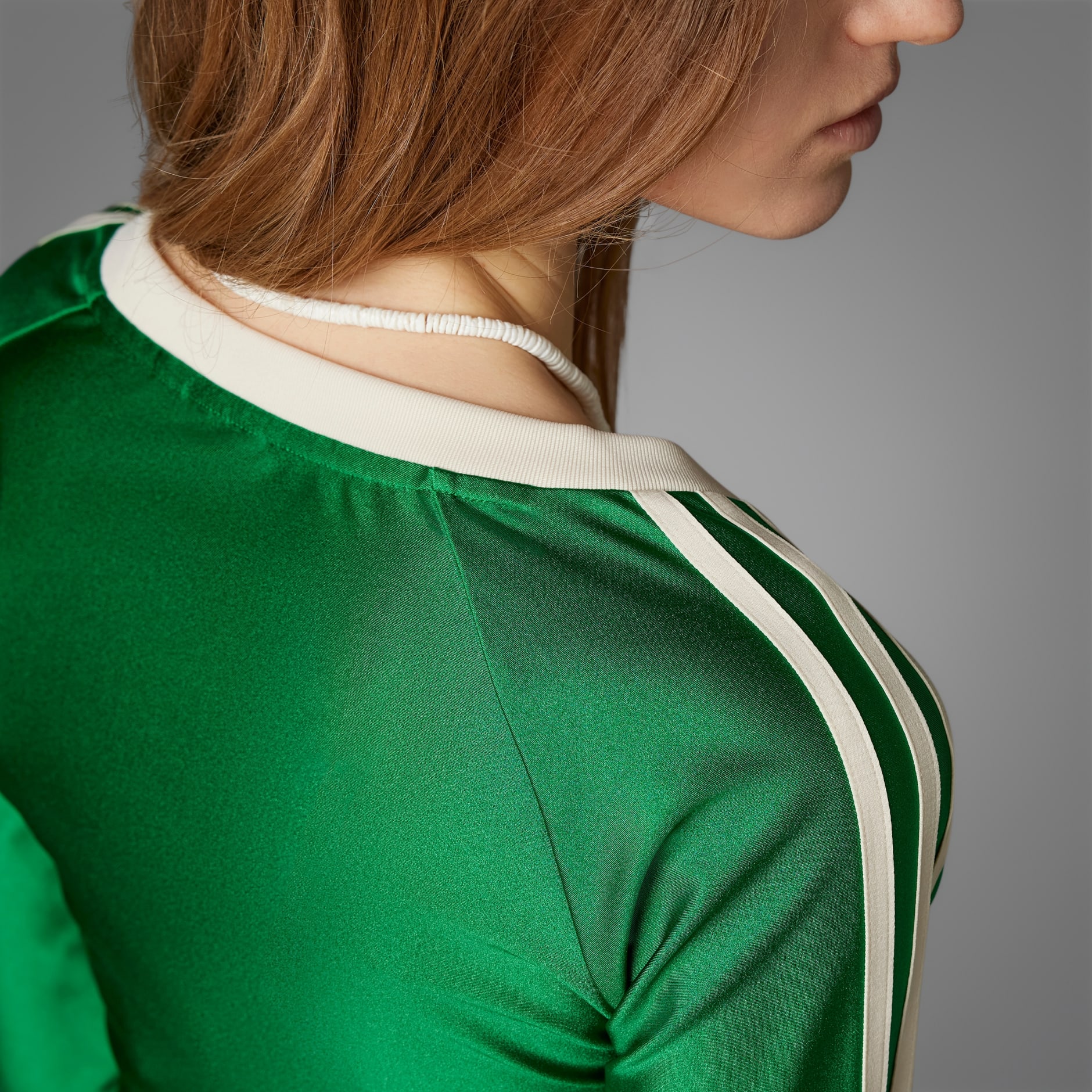 Women\'s Clothing - Adicolor 70s Long sleeve V-neck Tee - Green | adidas  Egypt