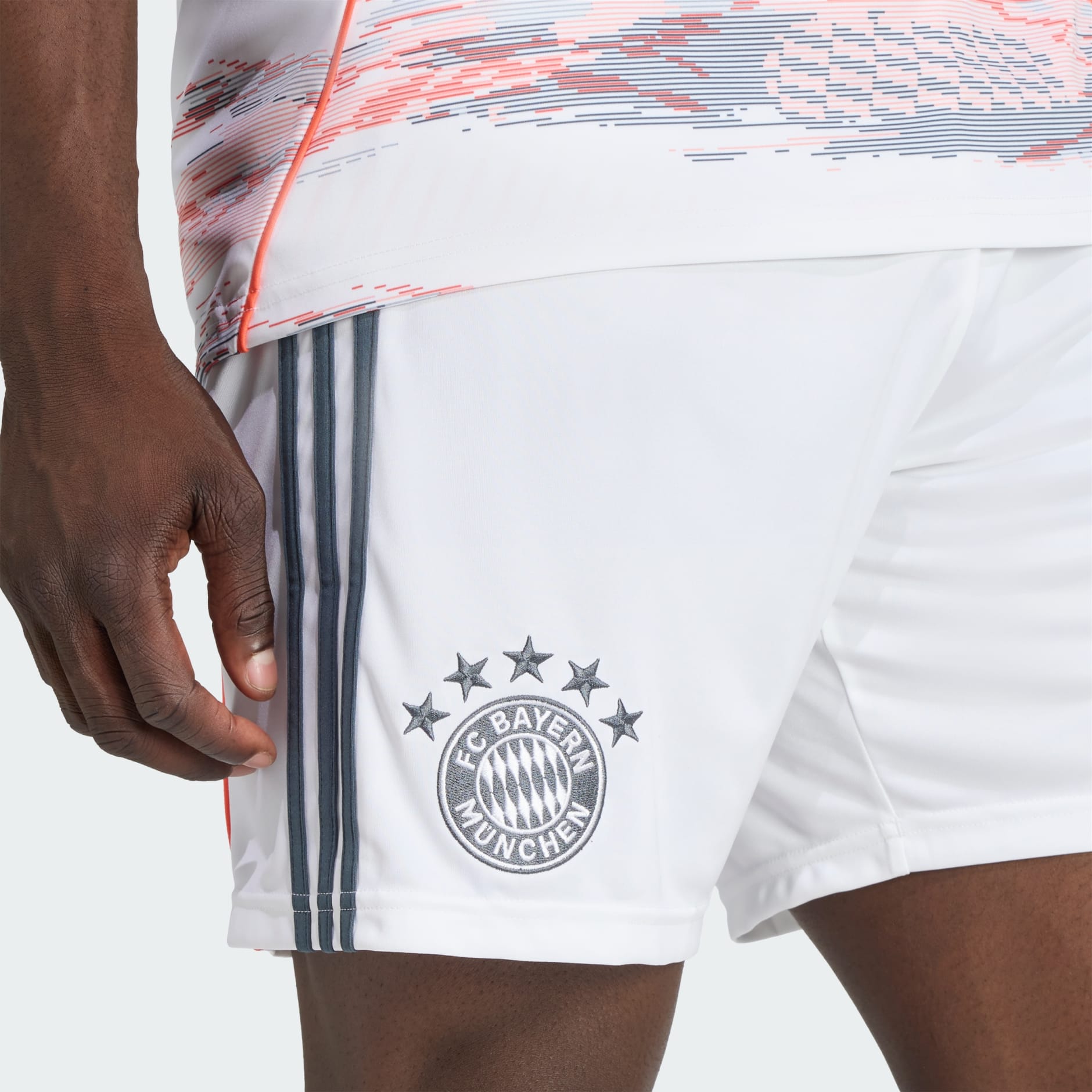 شورت FC Bayern 25/26 Away