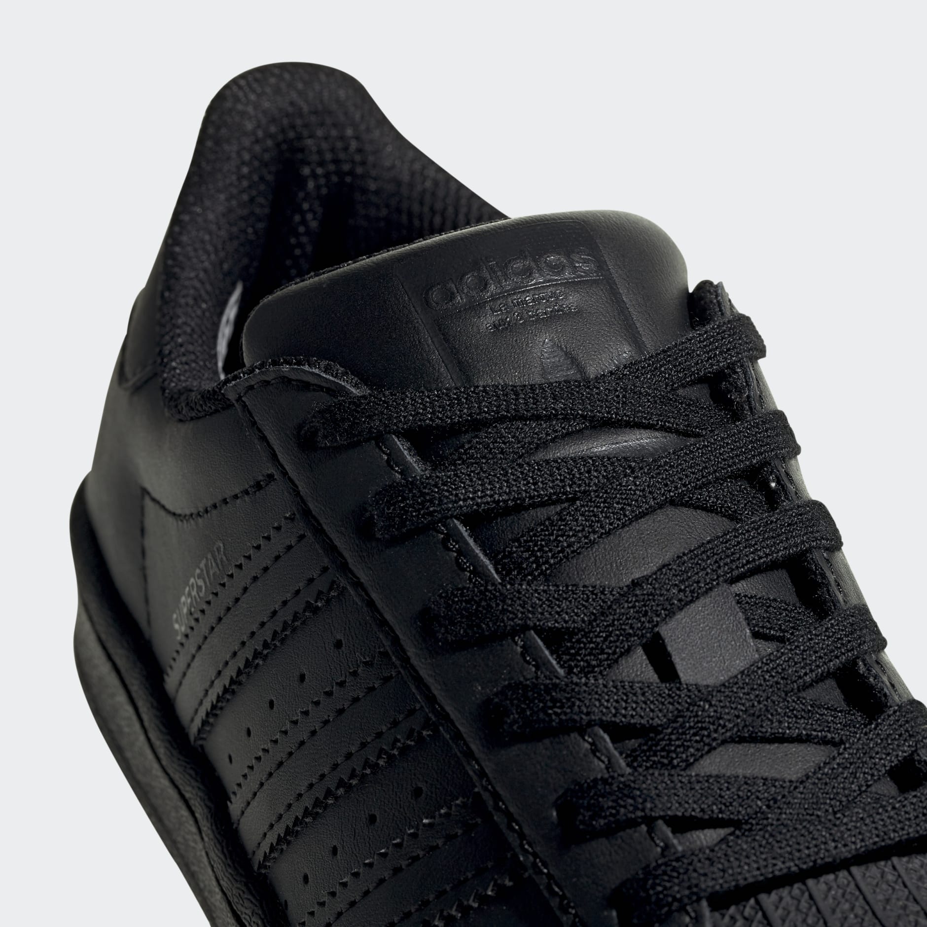 Skor adidas Superstar C FU7715 Cblack/Cblack/Cblack