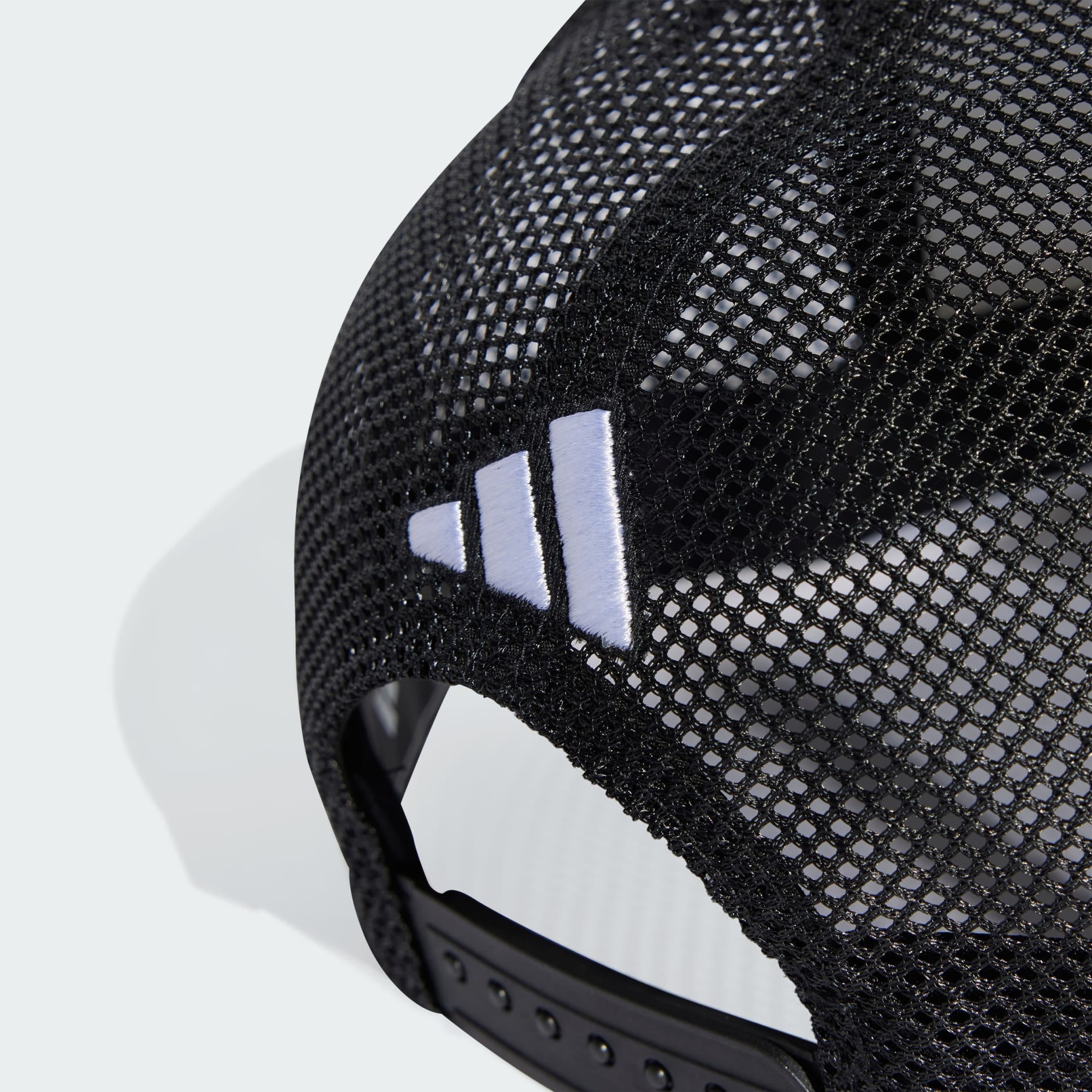 כובע MERCEDES - AMG PETRONAS FORMULA ONE TEAM SNAPBACK LOGO TRUCKER