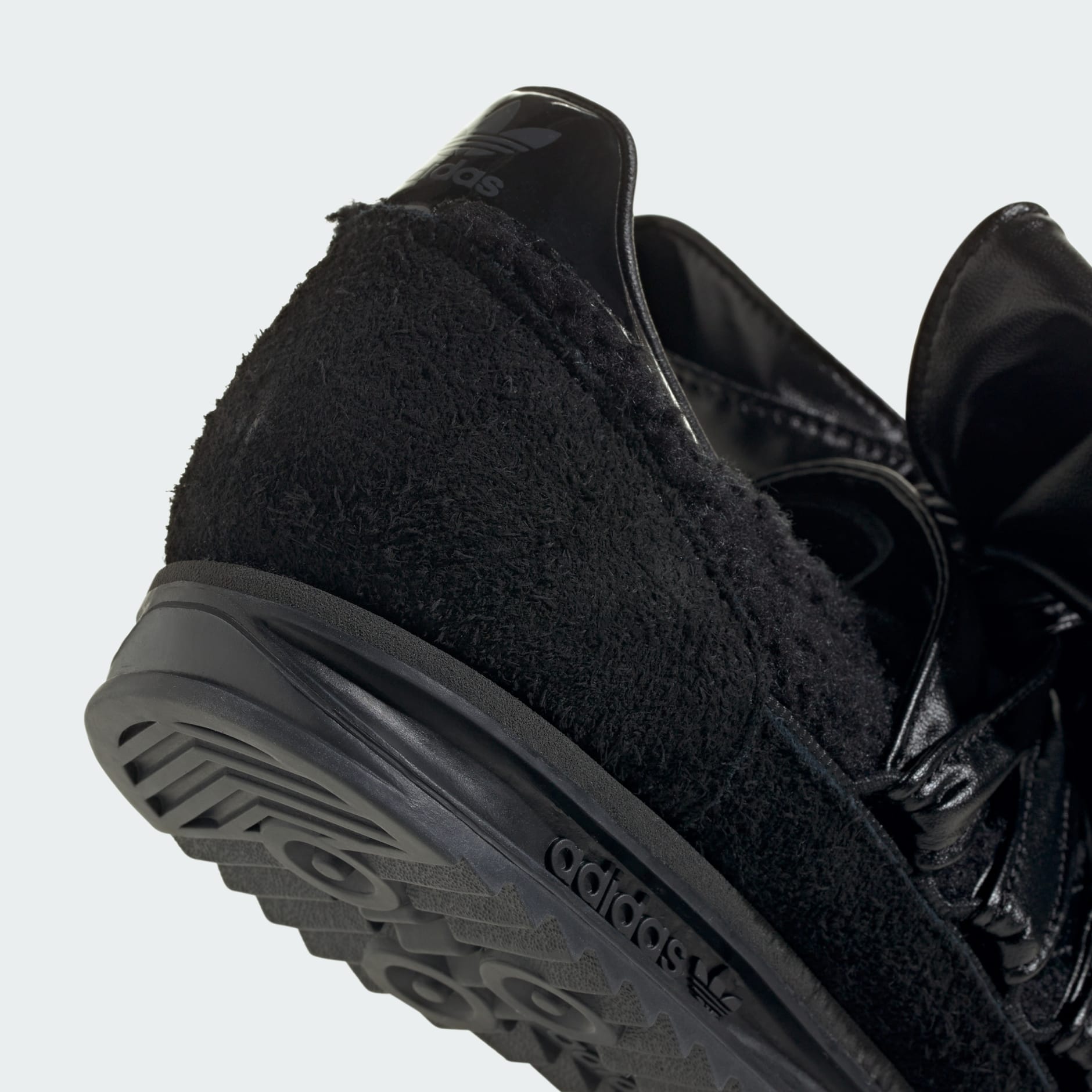 Caroline Hu SL 72 OG Shoes - Black | adidas Hong Kong