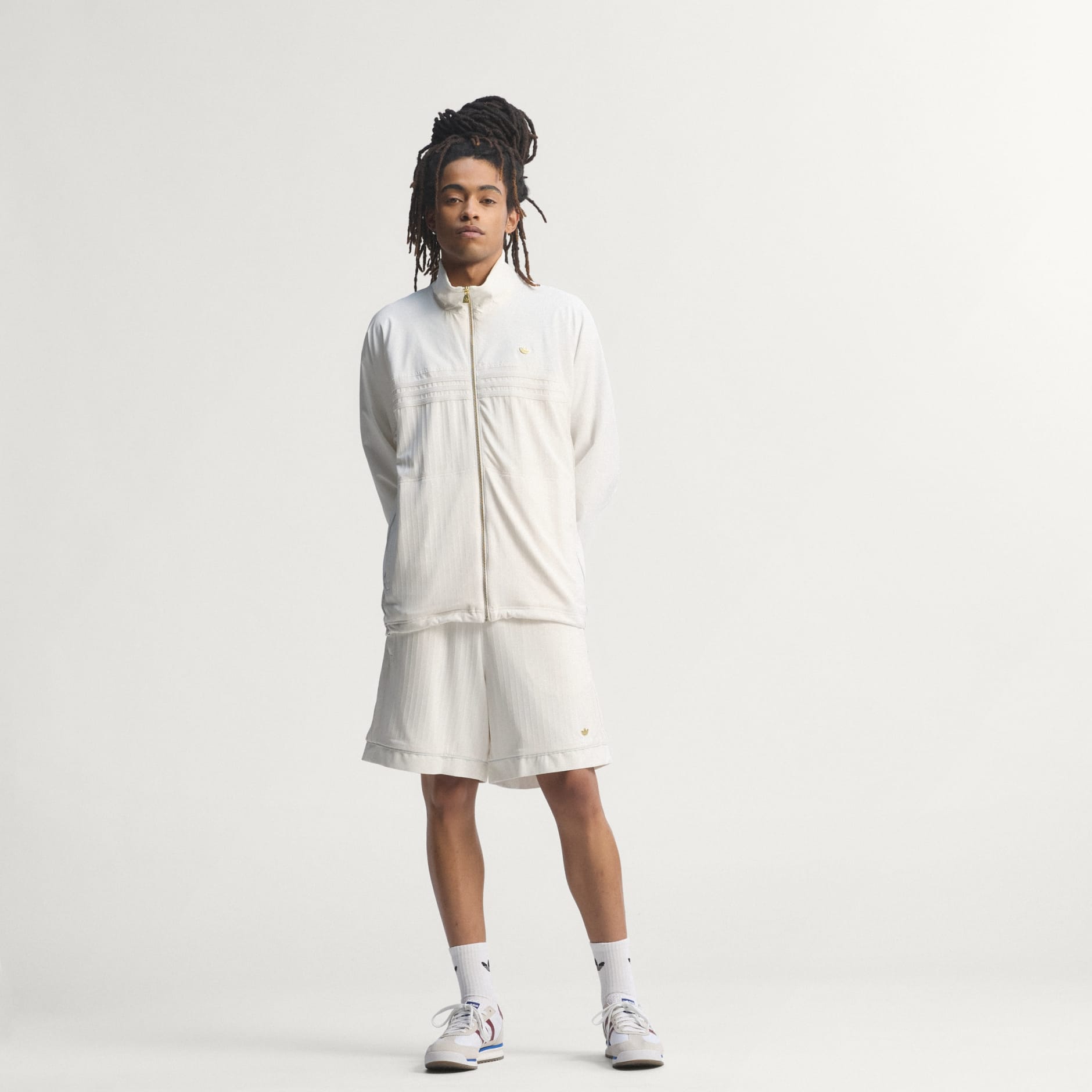 BLUZĂ DE TRENING LEJERĂ 98