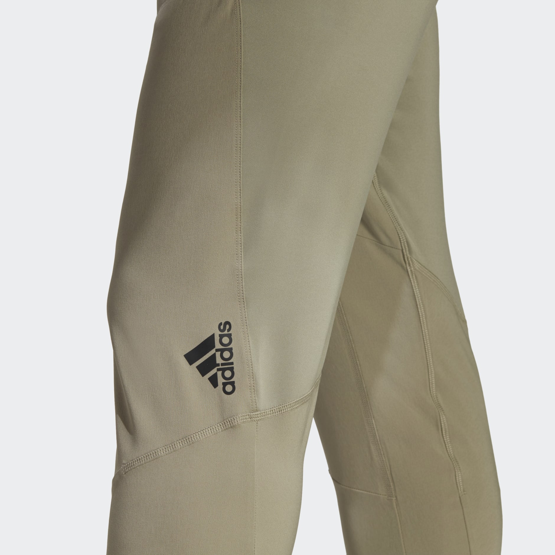 D4T Training Pants