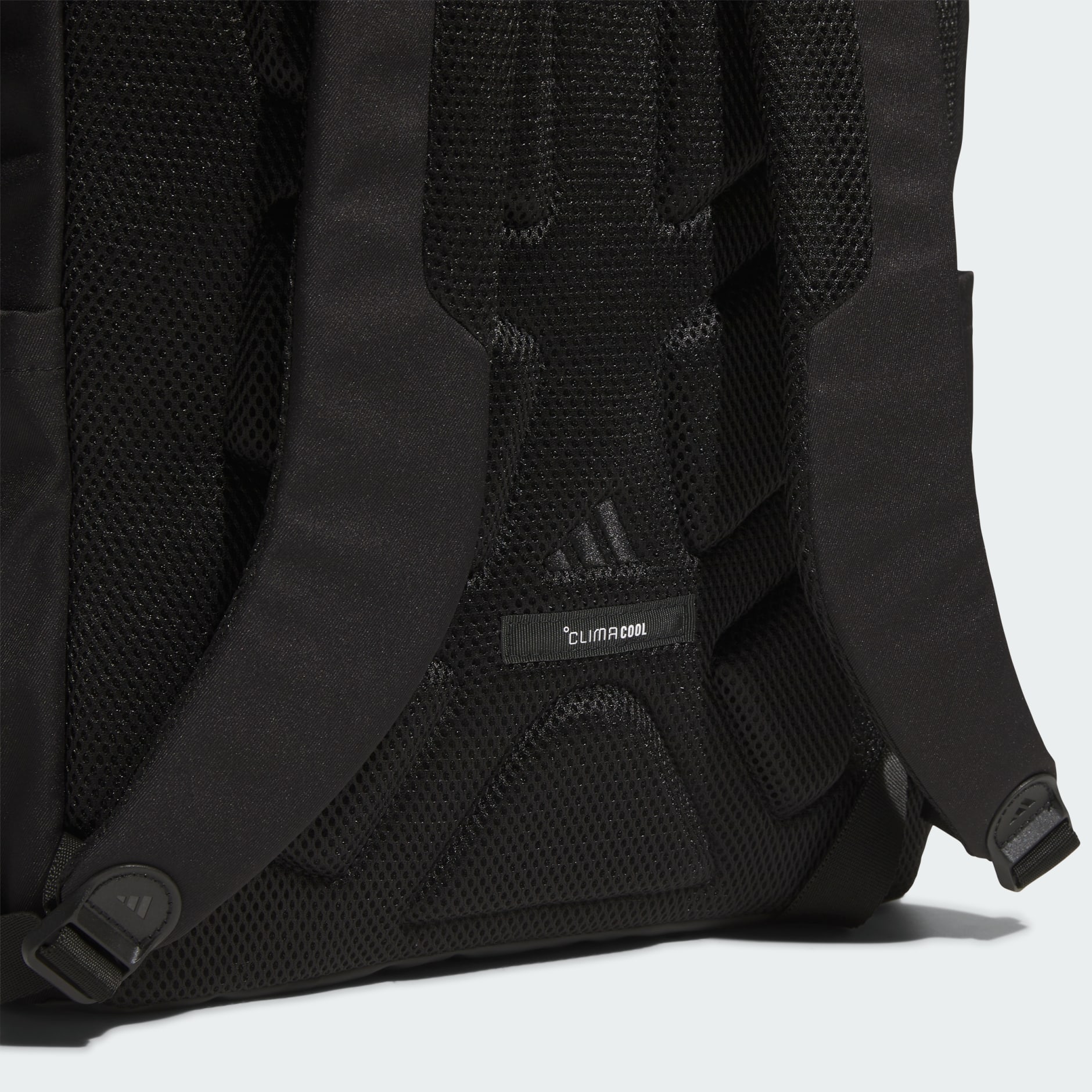 MUST HAVE 3D POCKET PREMIUM BACKPACK