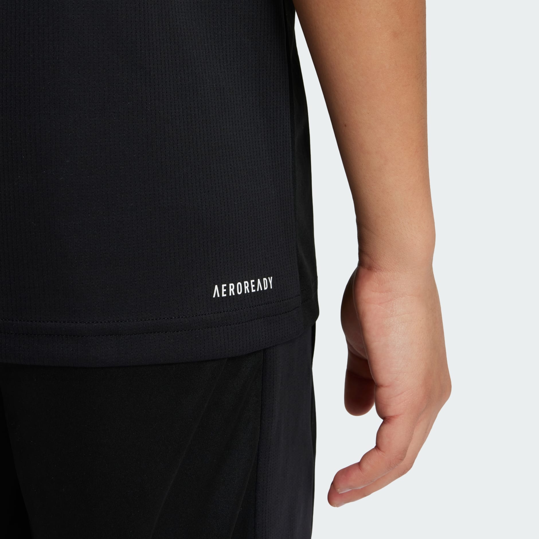 Train Essentials Logo Regular Fit Tee Kids