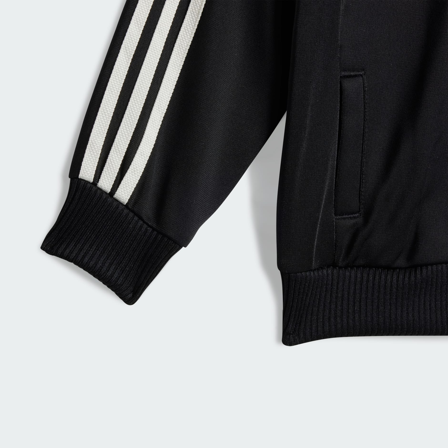 SST adidas Disney 童裝運動套裝