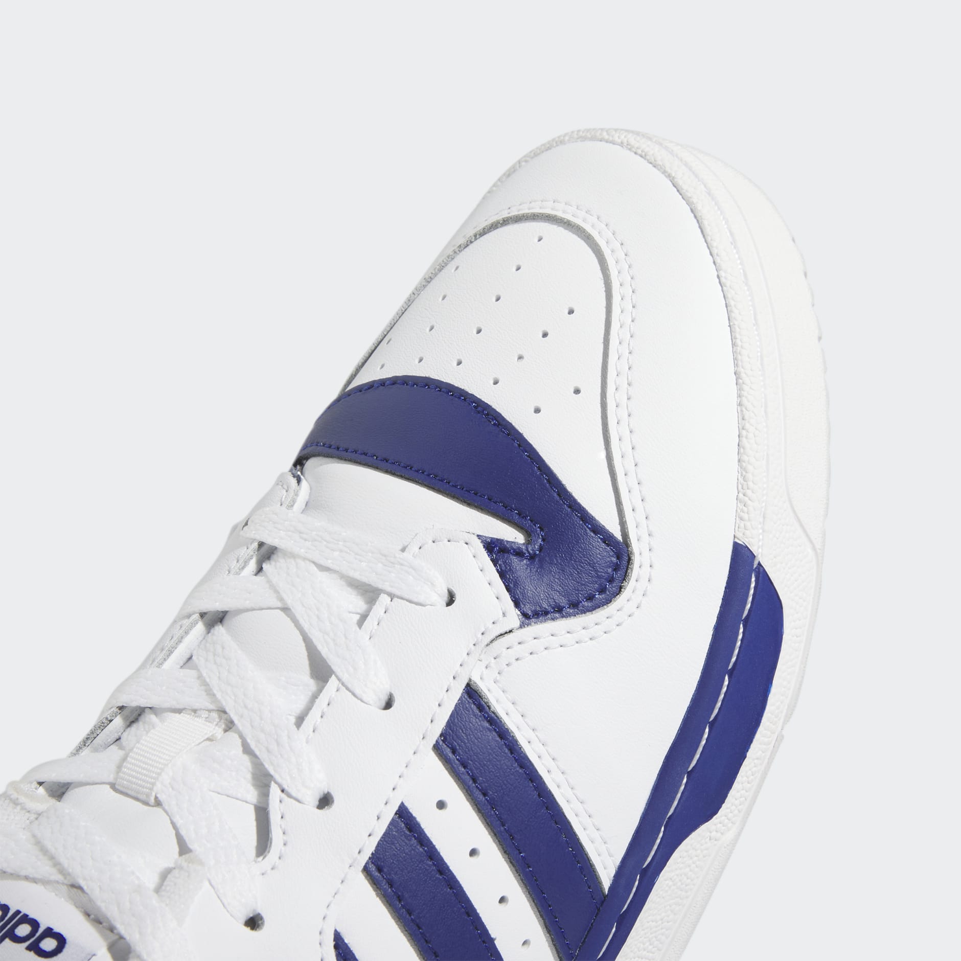 Rivalry Low Shoes